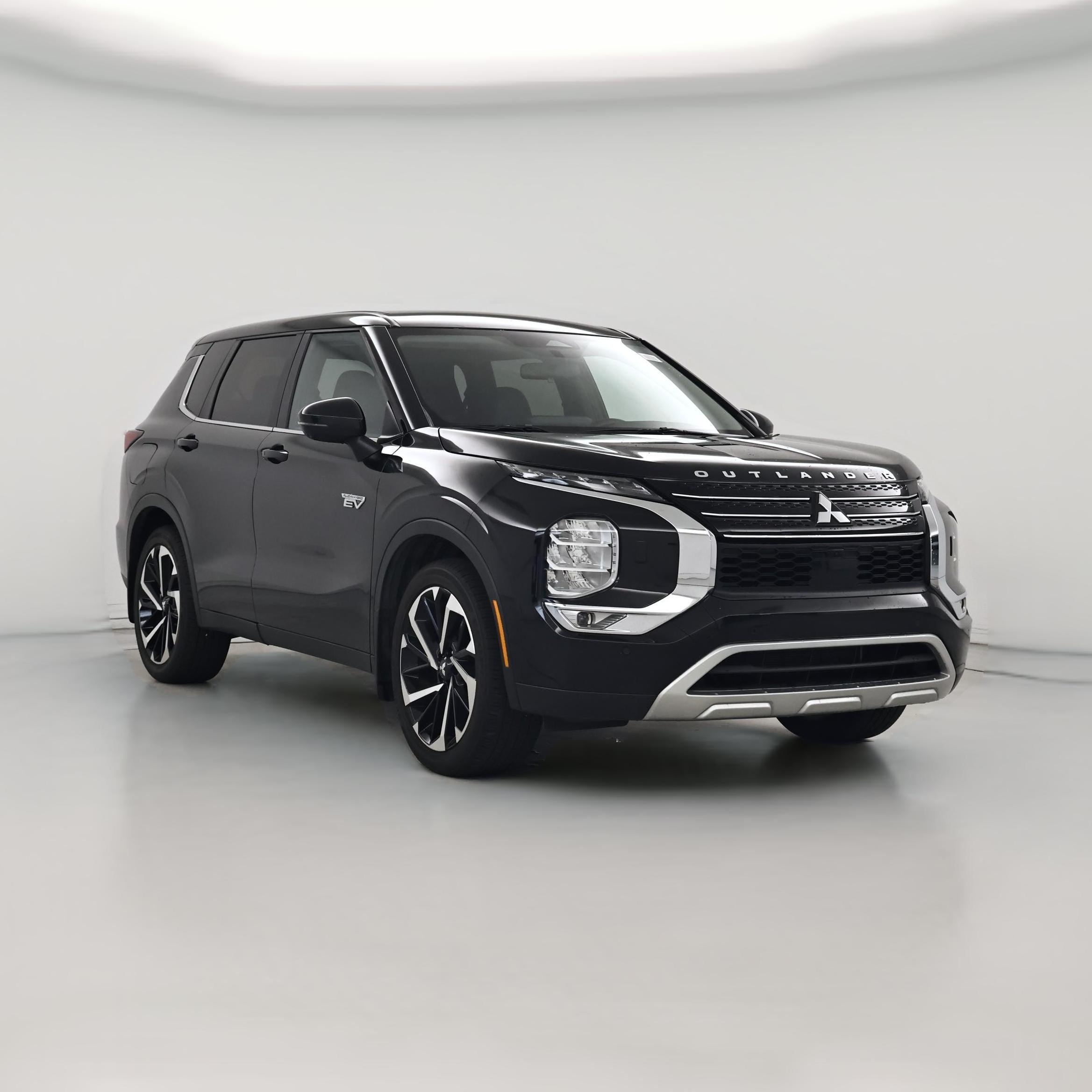 Thumbnail: 2024 Mitsubishi Outlander - 1
