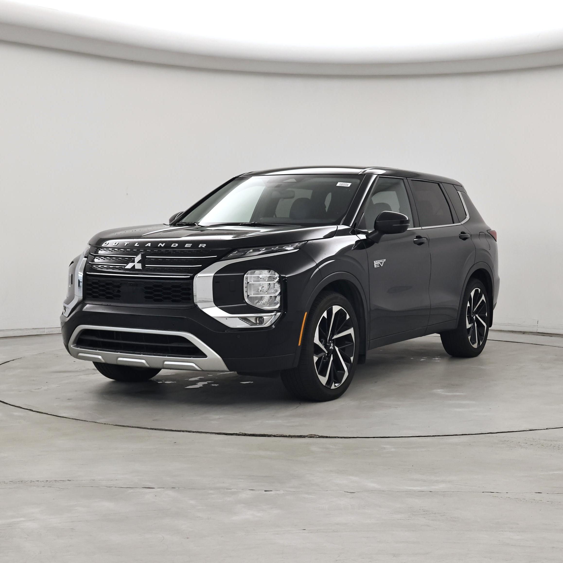 Thumbnail: 2024 Mitsubishi Outlander - 4