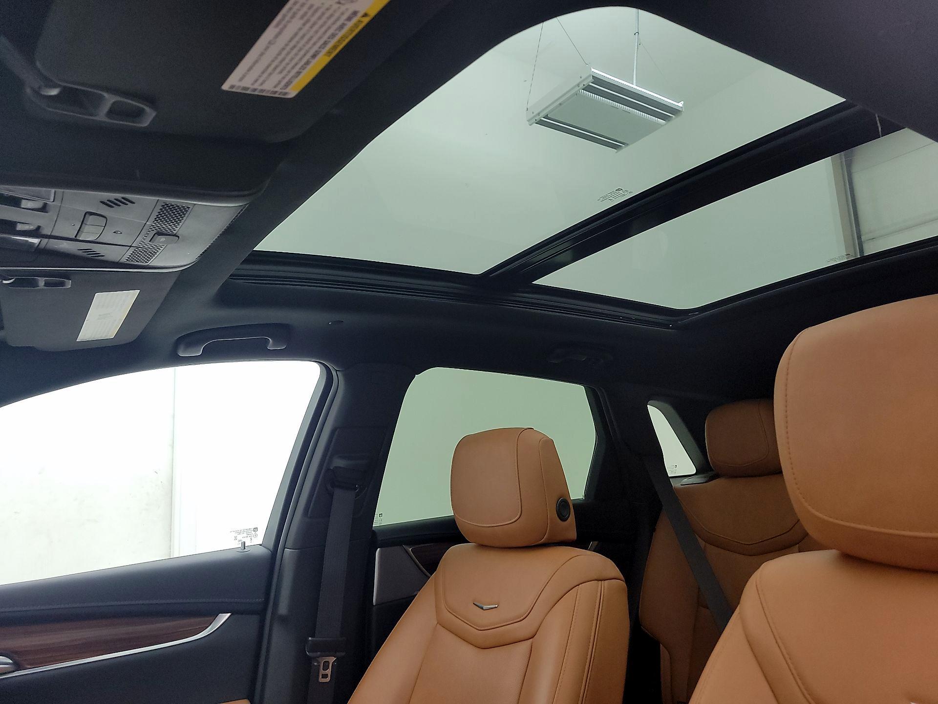 Thumbnail: 2023 Cadillac XT5 - 18