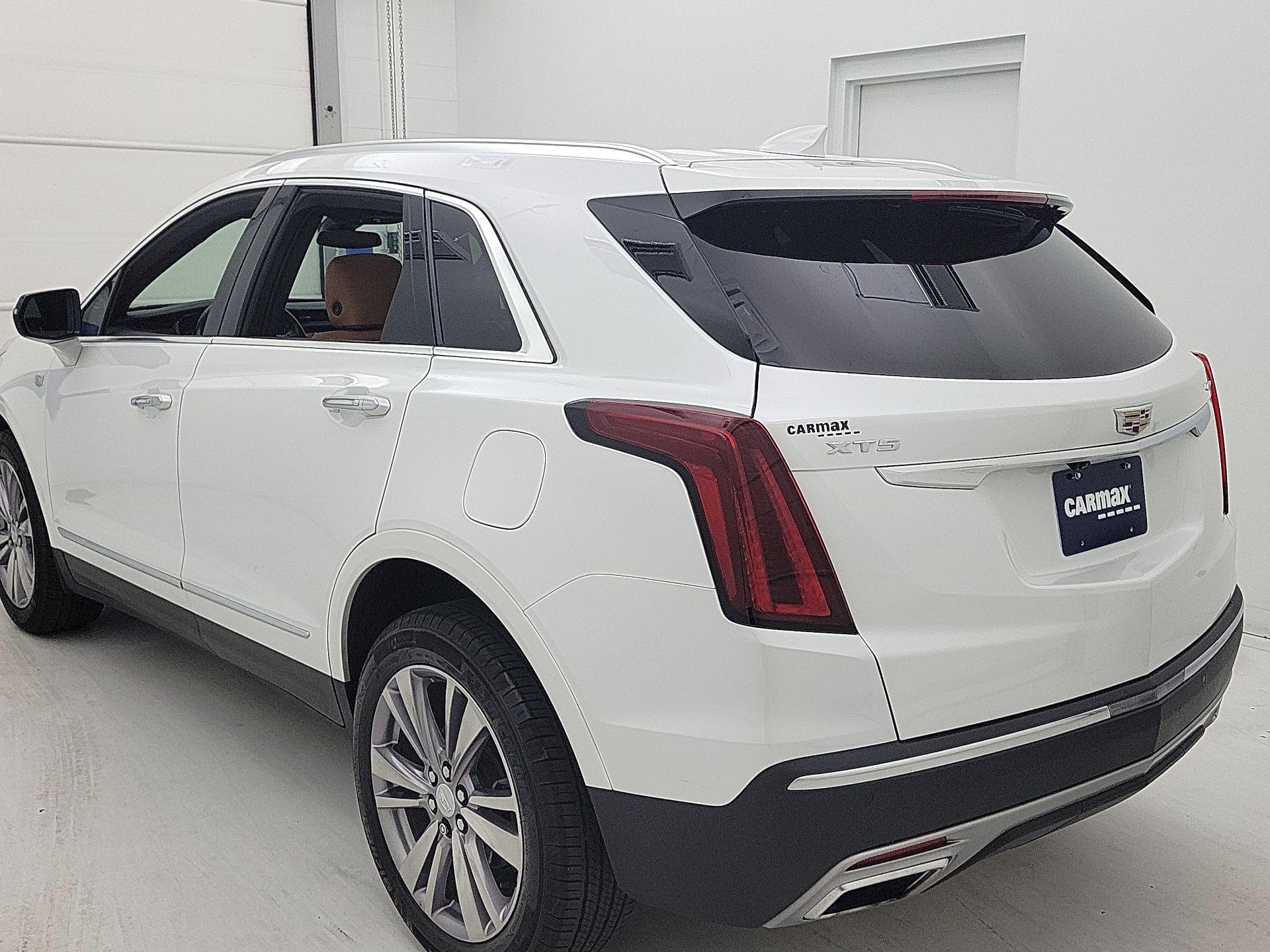 Thumbnail: 2023 Cadillac XT5 - 7