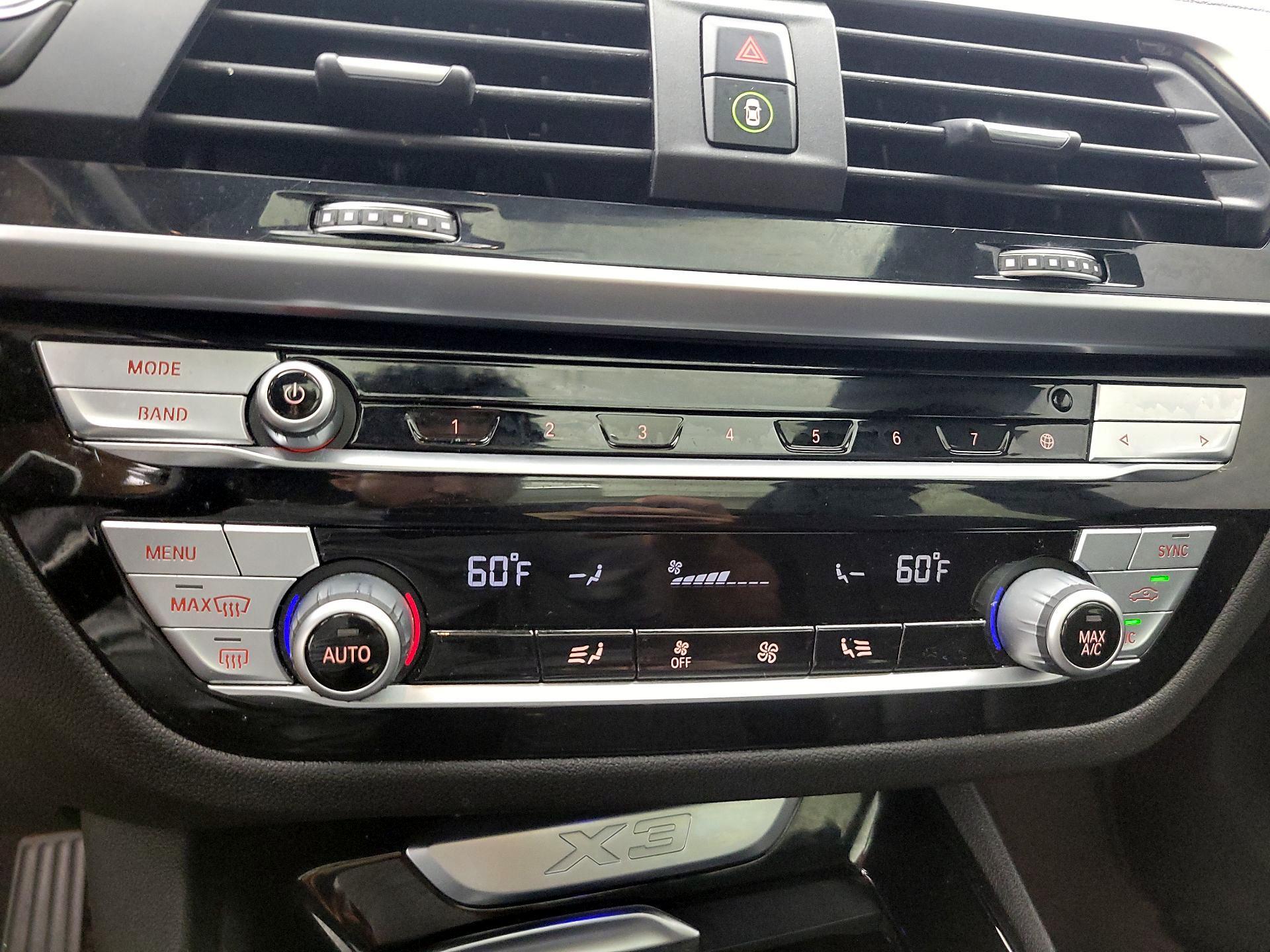 Thumbnail: 2021 BMW X3 - 16