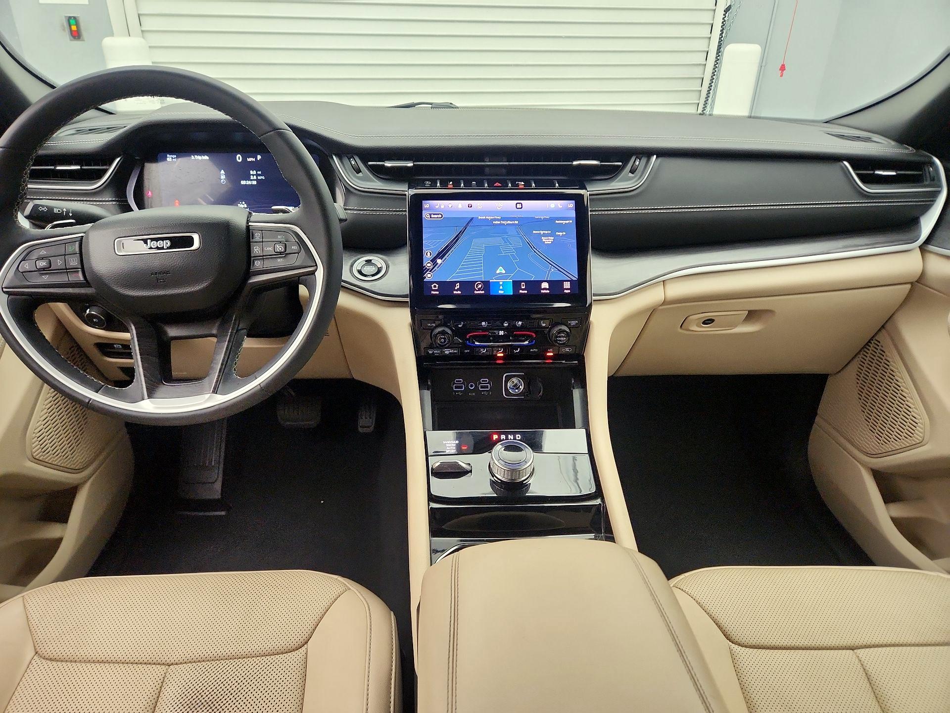 Thumbnail: 2023 Jeep Grand Cherokee - 9