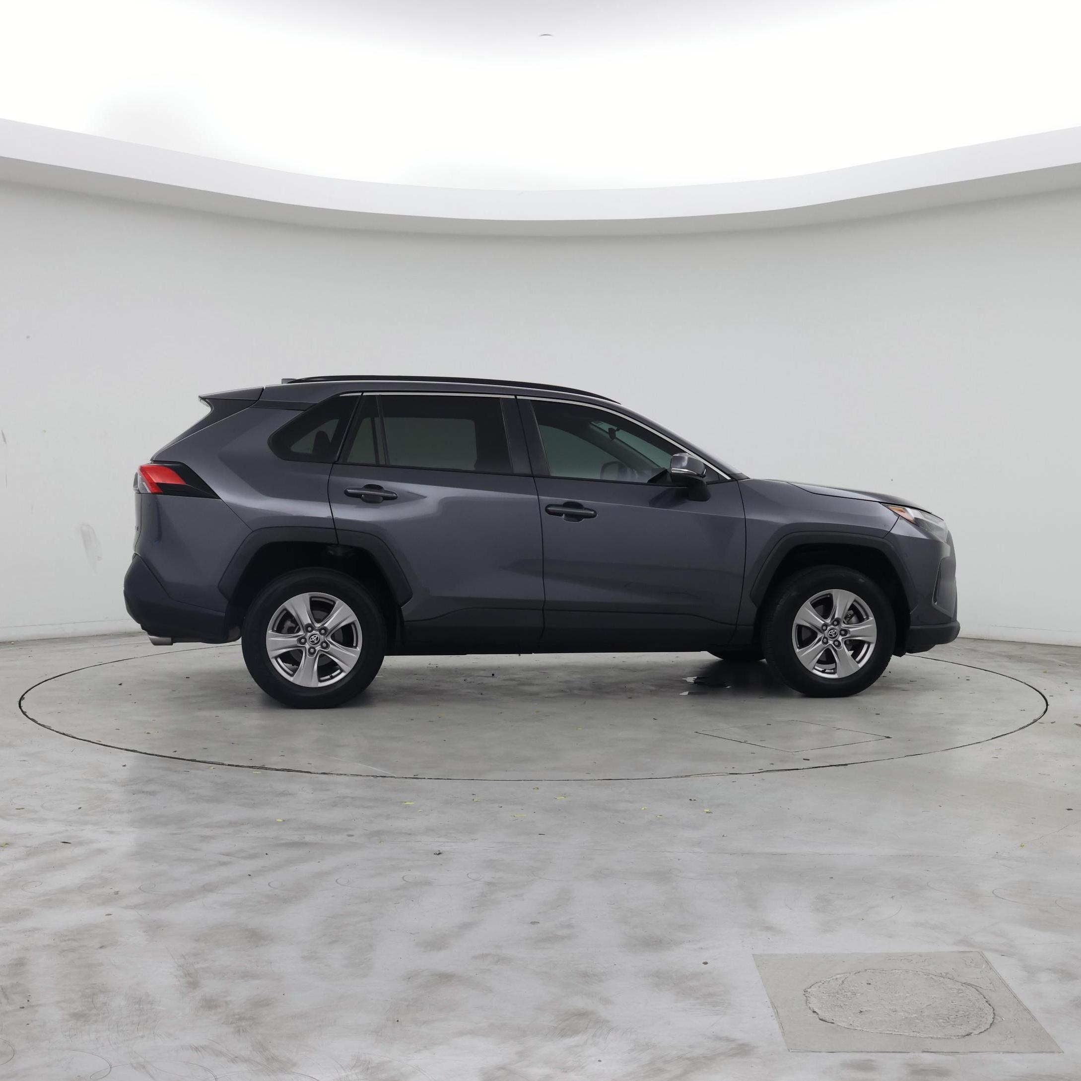 Thumbnail: 2022 Toyota RAV4 - 7