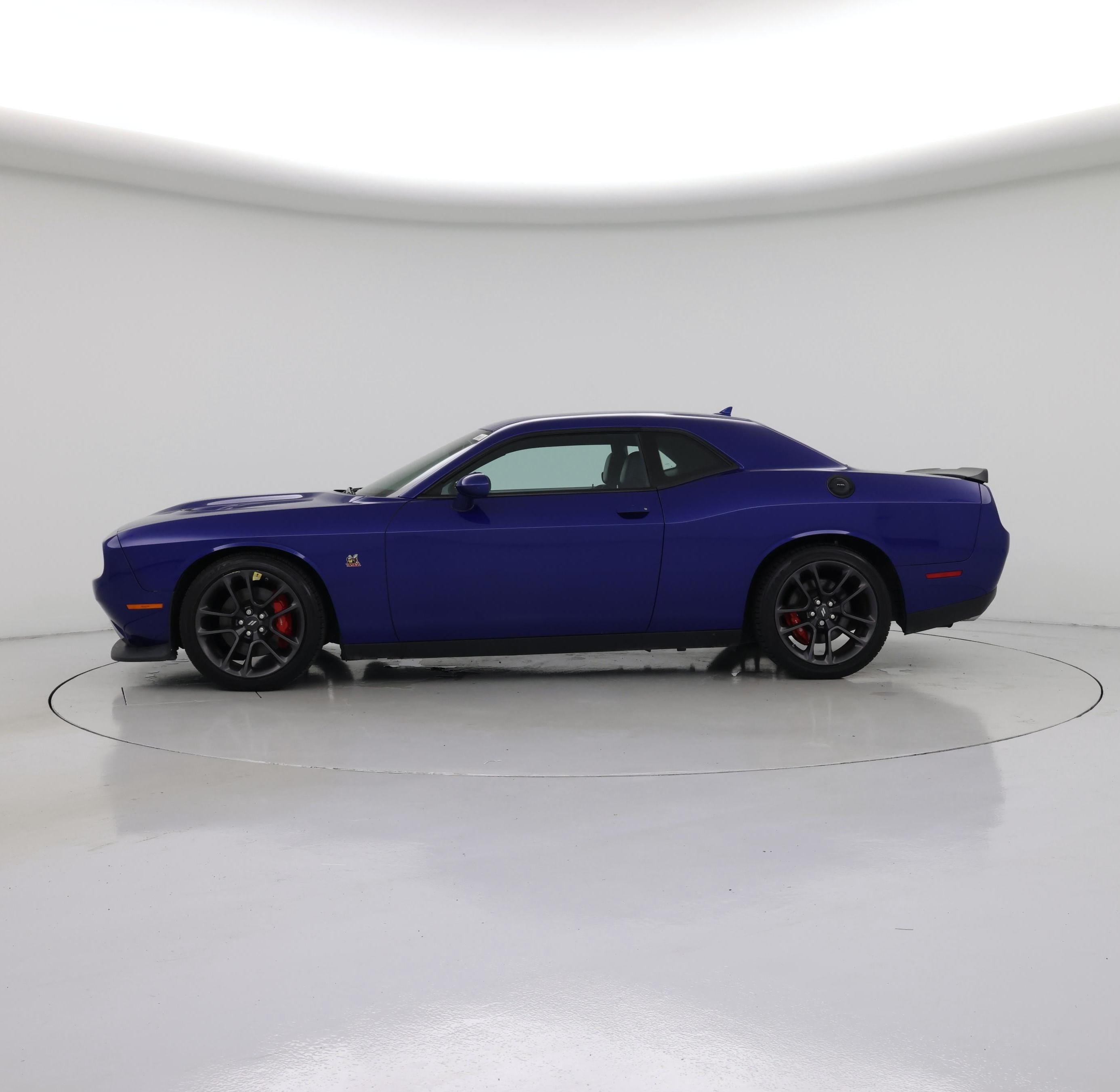 Thumbnail: 2022 Dodge Challenger - 3