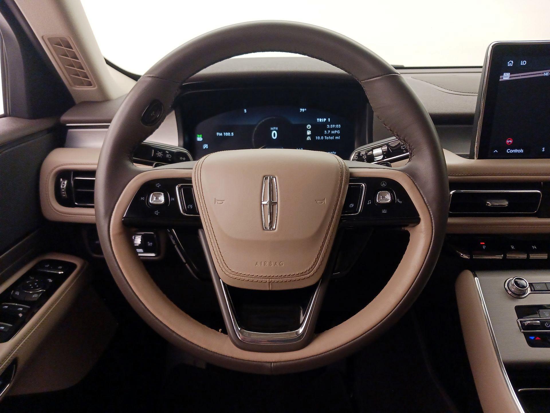 Thumbnail: 2021 Lincoln Aviator - 10