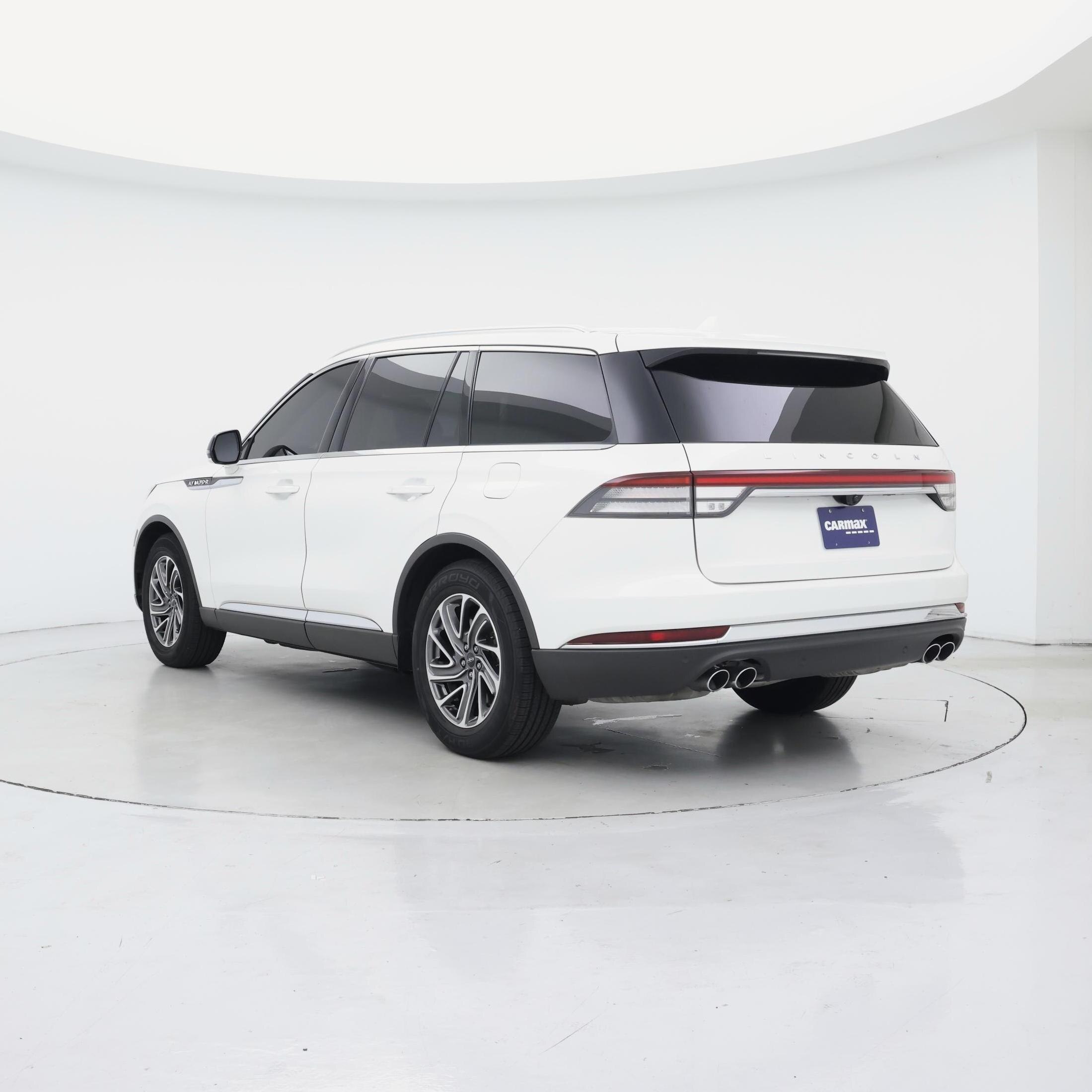 Thumbnail: 2021 Lincoln Aviator - 2