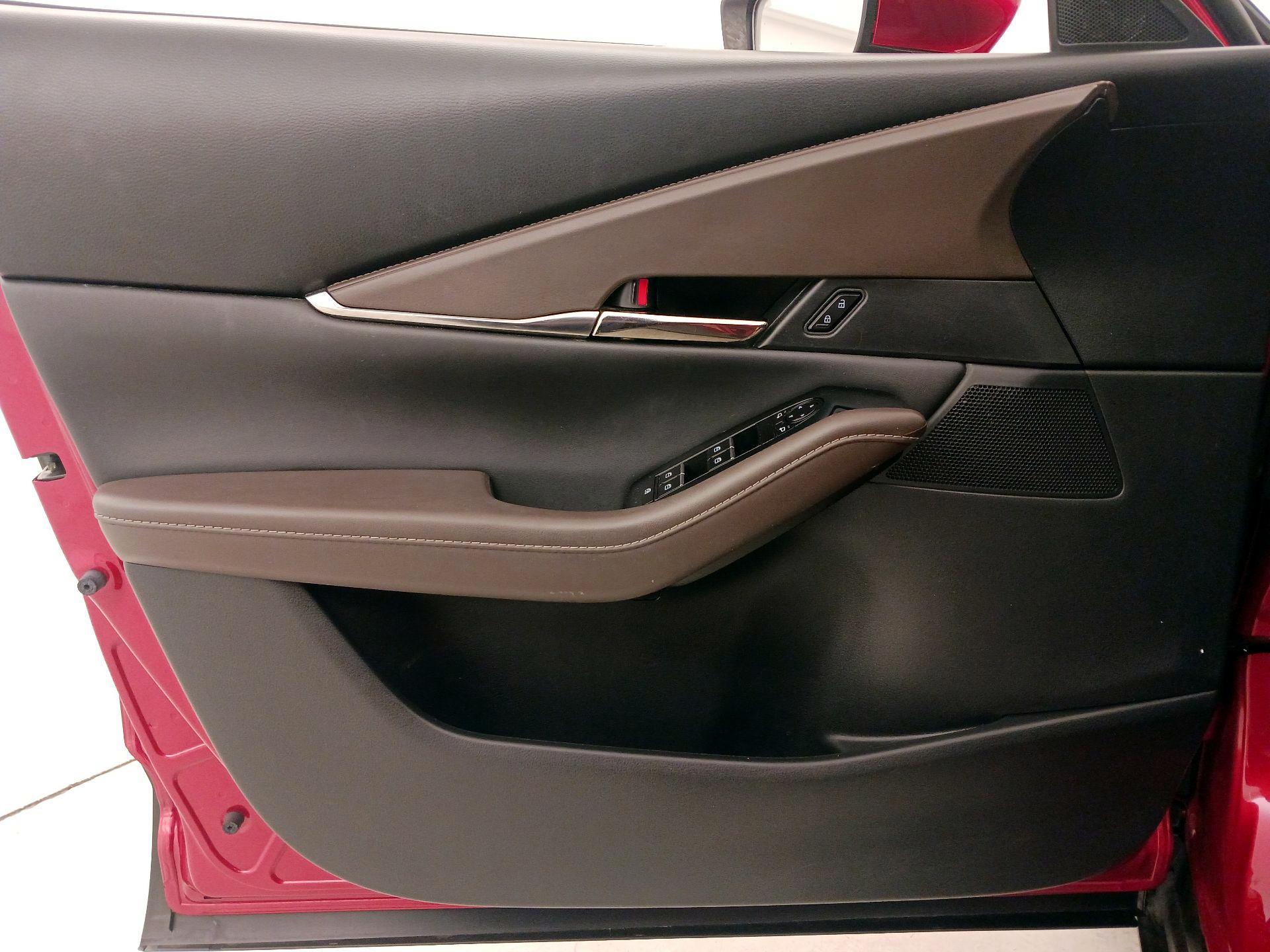 Thumbnail: 2022 Mazda CX-30 - 12