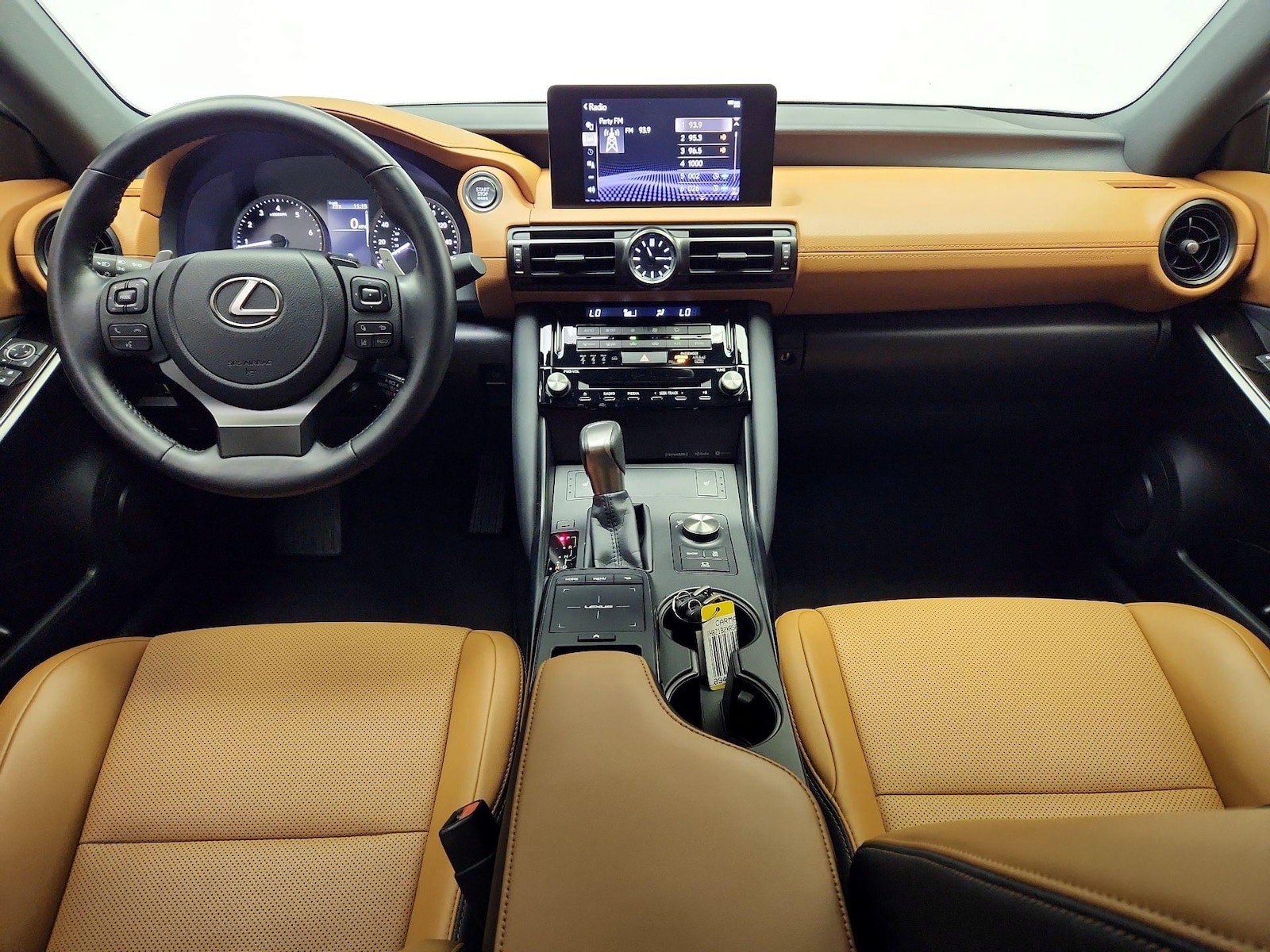 2024 Lexus IS 350 F SPORT DESIGN - Photo 10