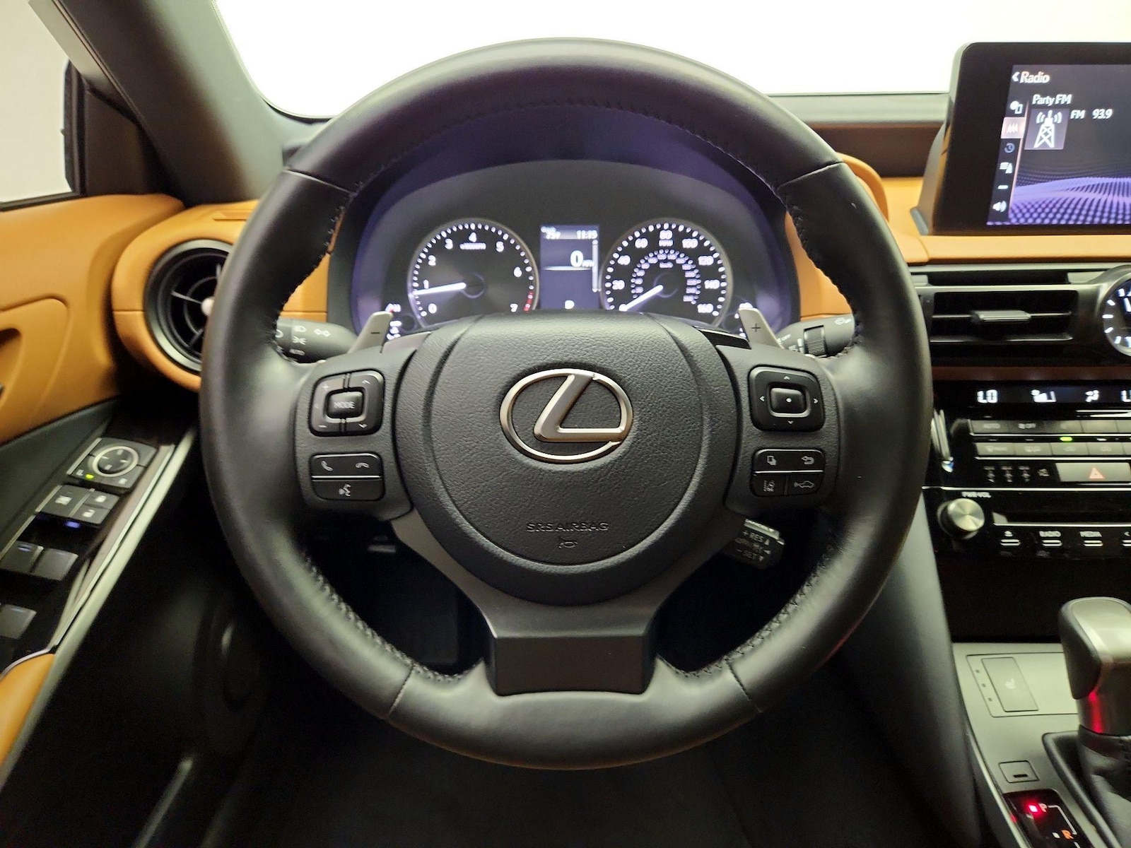 2024 Lexus IS 350 F SPORT DESIGN - Photo 11