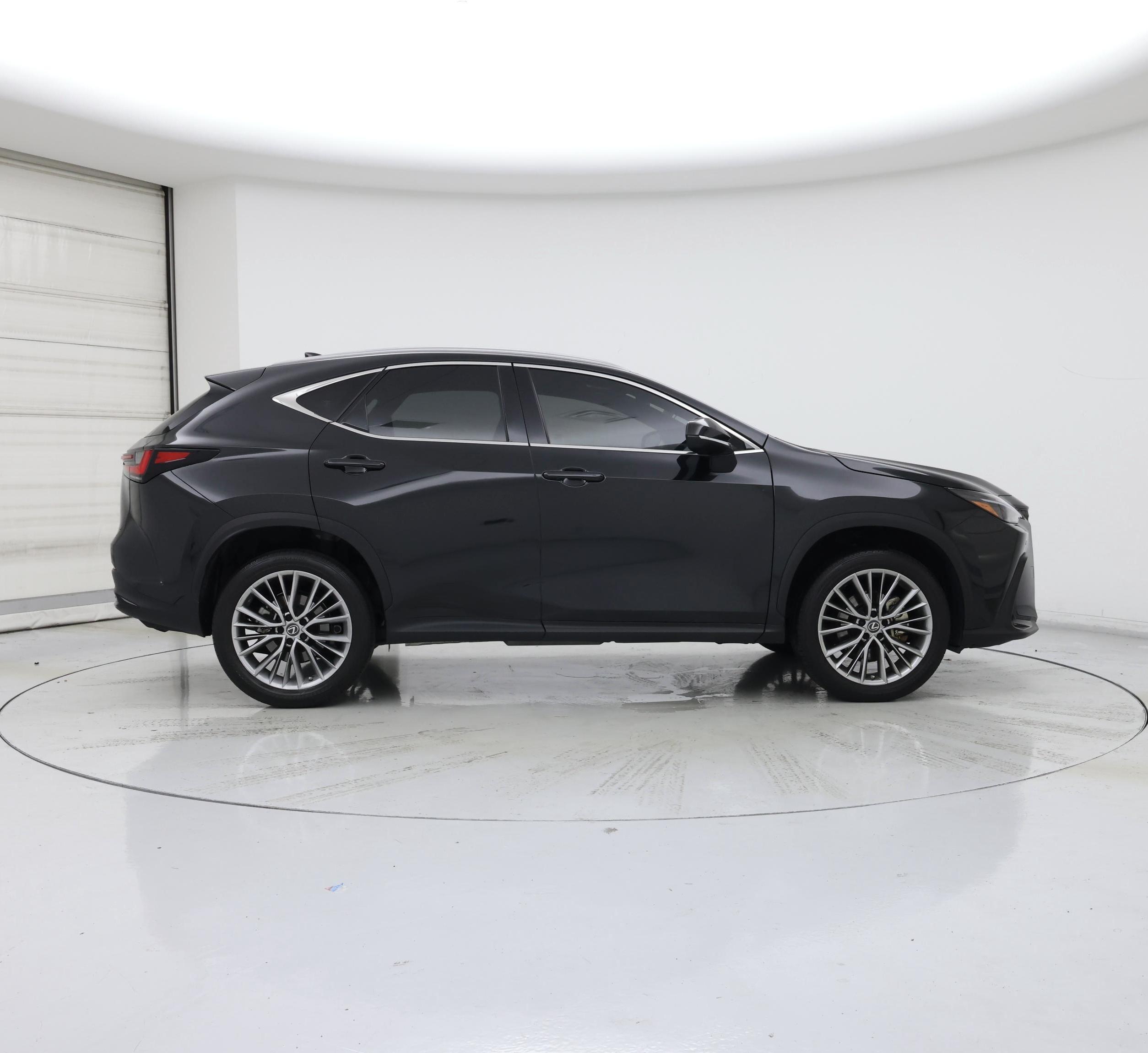 Thumbnail: 2023 Lexus NX - 7