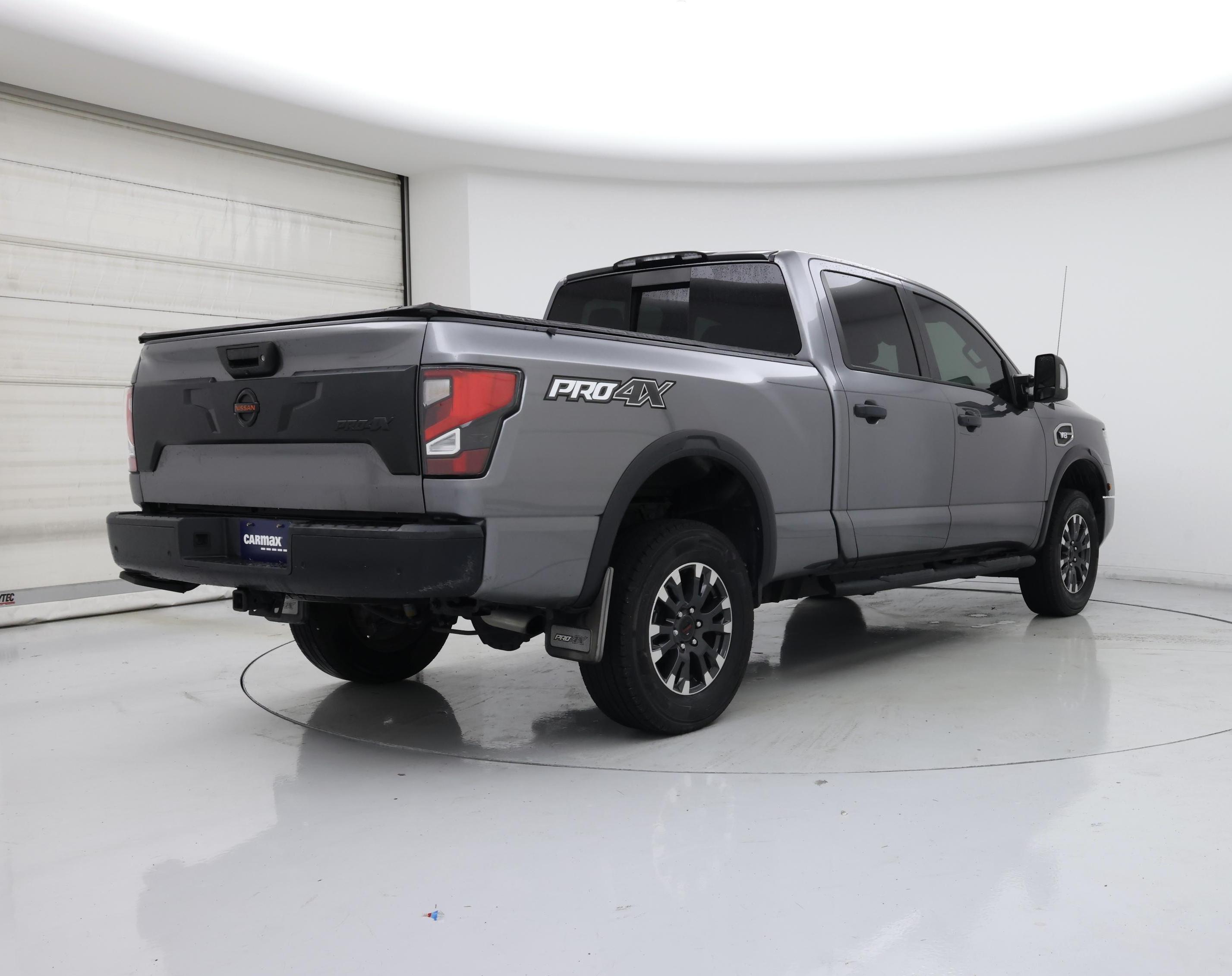 Thumbnail: 2021 Nissan Titan - 8