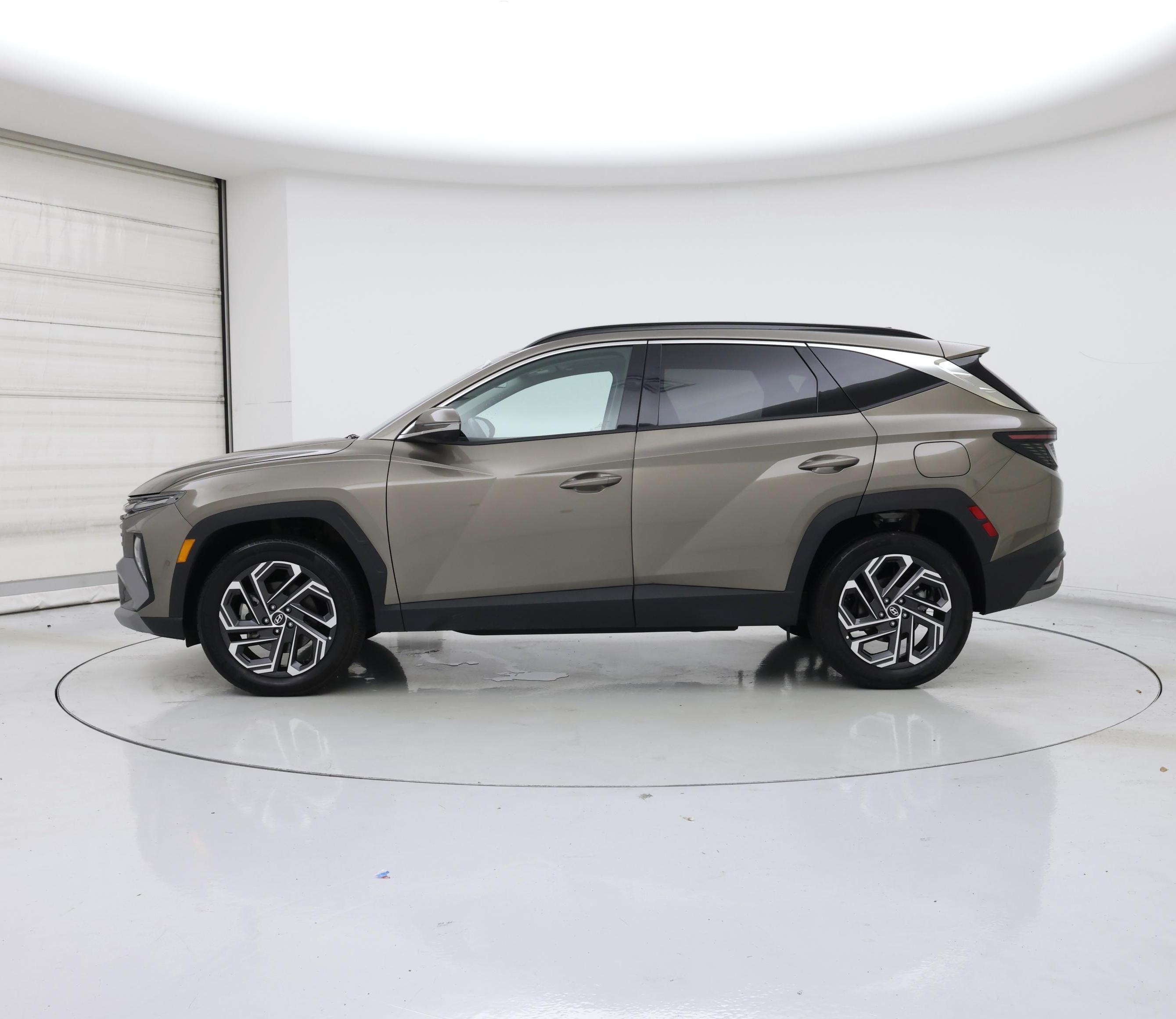 Thumbnail: 2025 Hyundai Tucson - 3