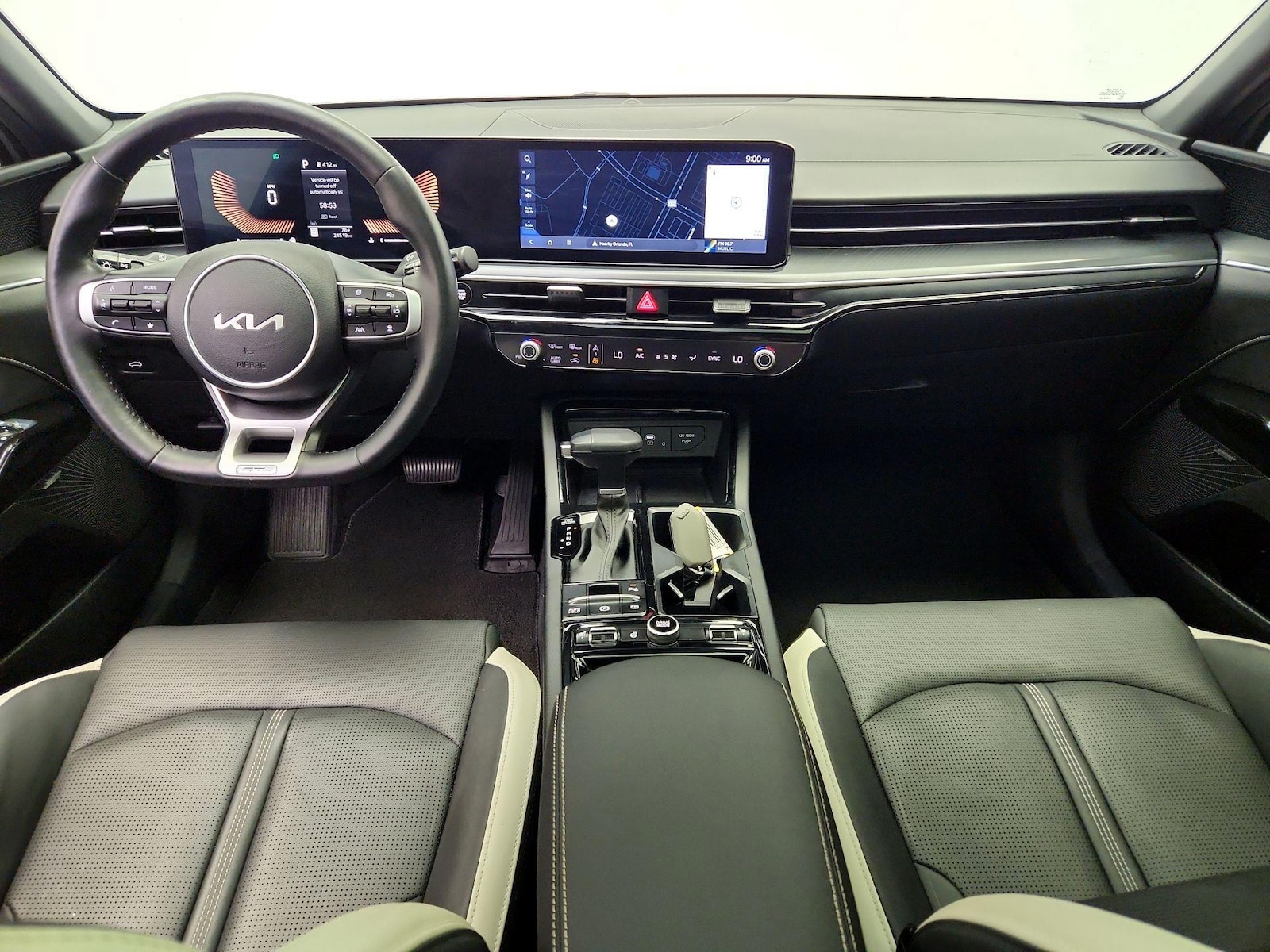 2025 Kia K5 GT-Line - Photo 10