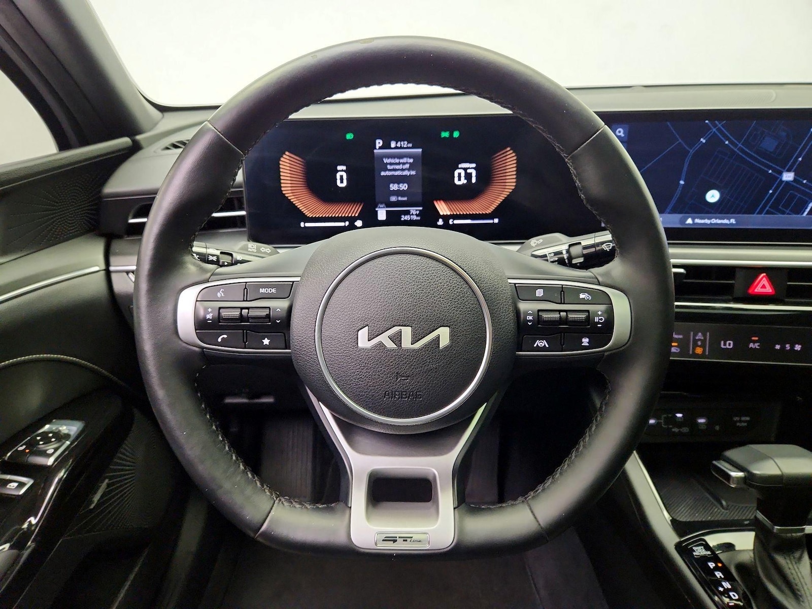 2025 Kia K5 GT-Line - Photo 11