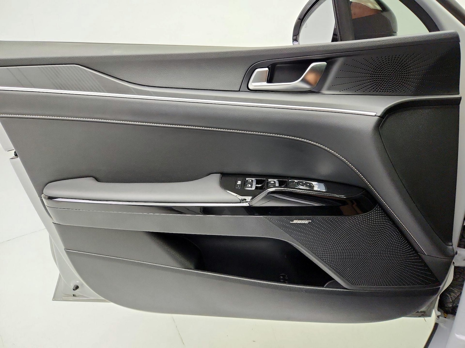 2025 Kia K5 GT-Line - Photo 13