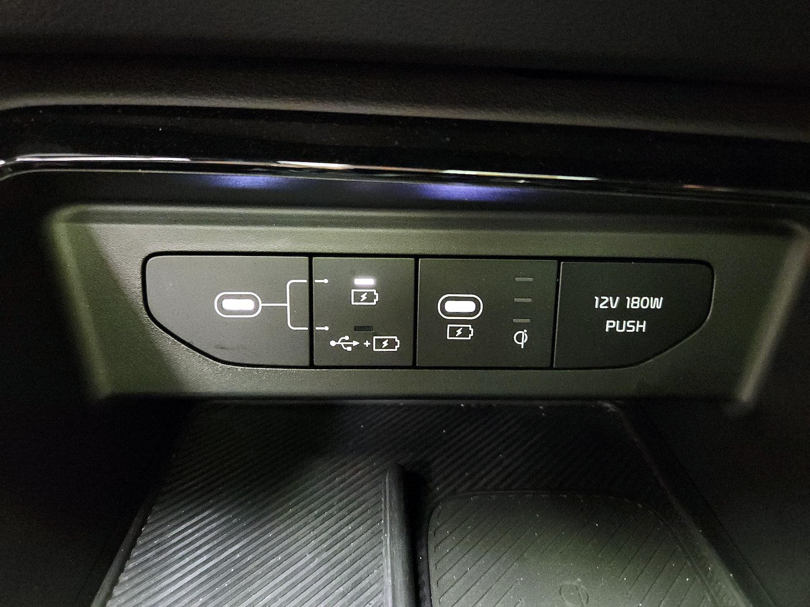 2025 Kia K5 GT-Line - Photo 20