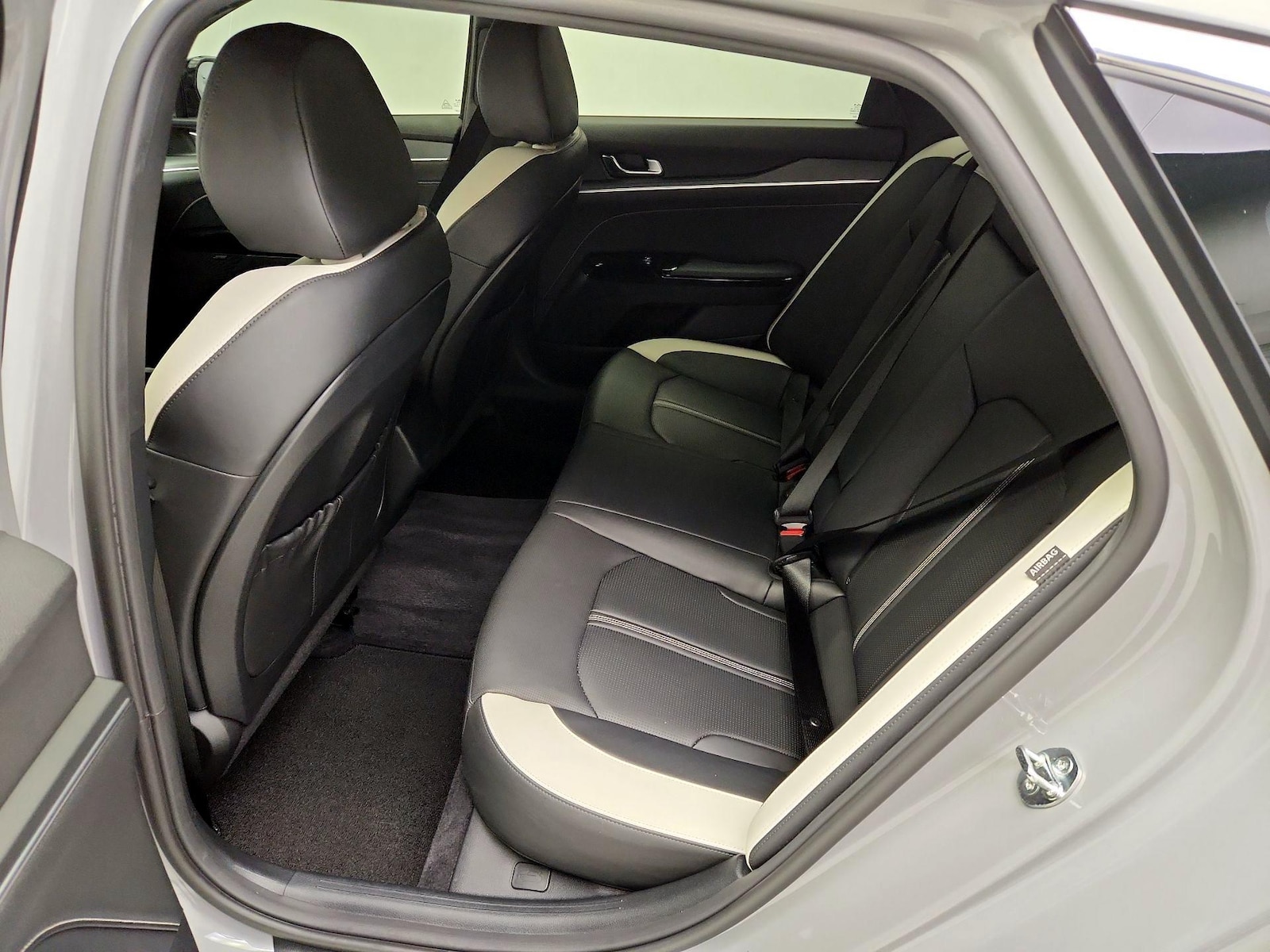 2025 Kia K5 GT-Line - Photo 22