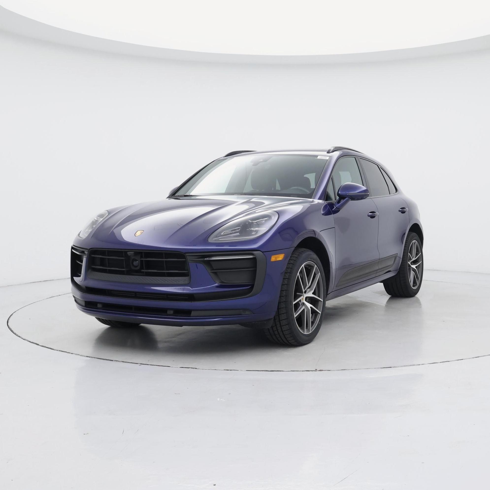Thumbnail: 2023 Porsche Macan - 4