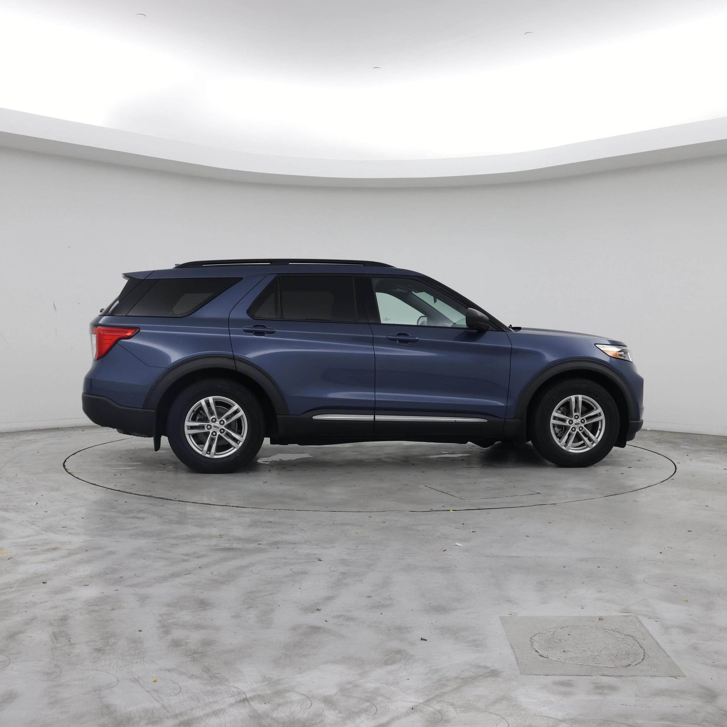 Thumbnail: 2020 Ford Explorer - 7