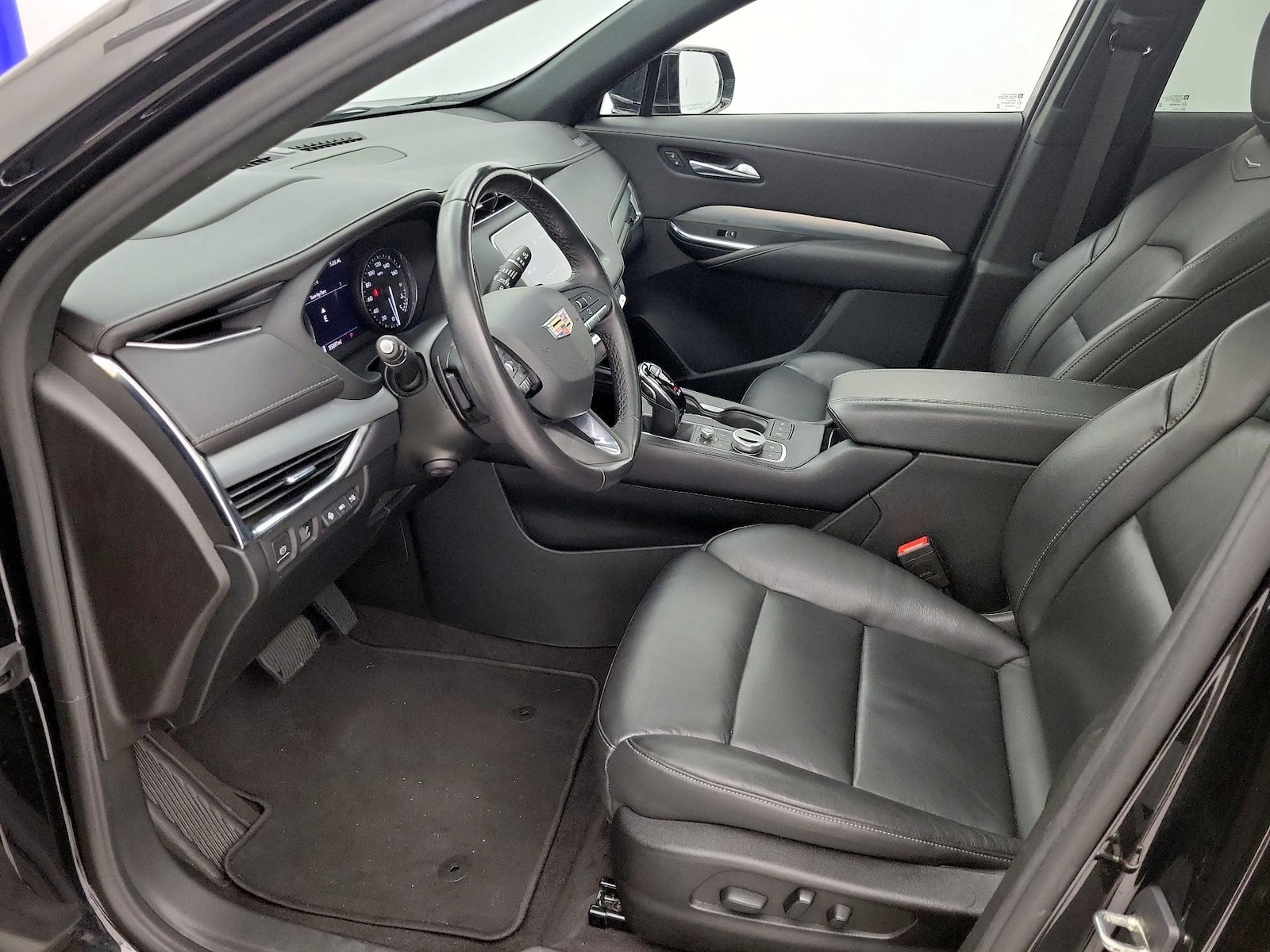 Power Seat(s) & Leather Seats