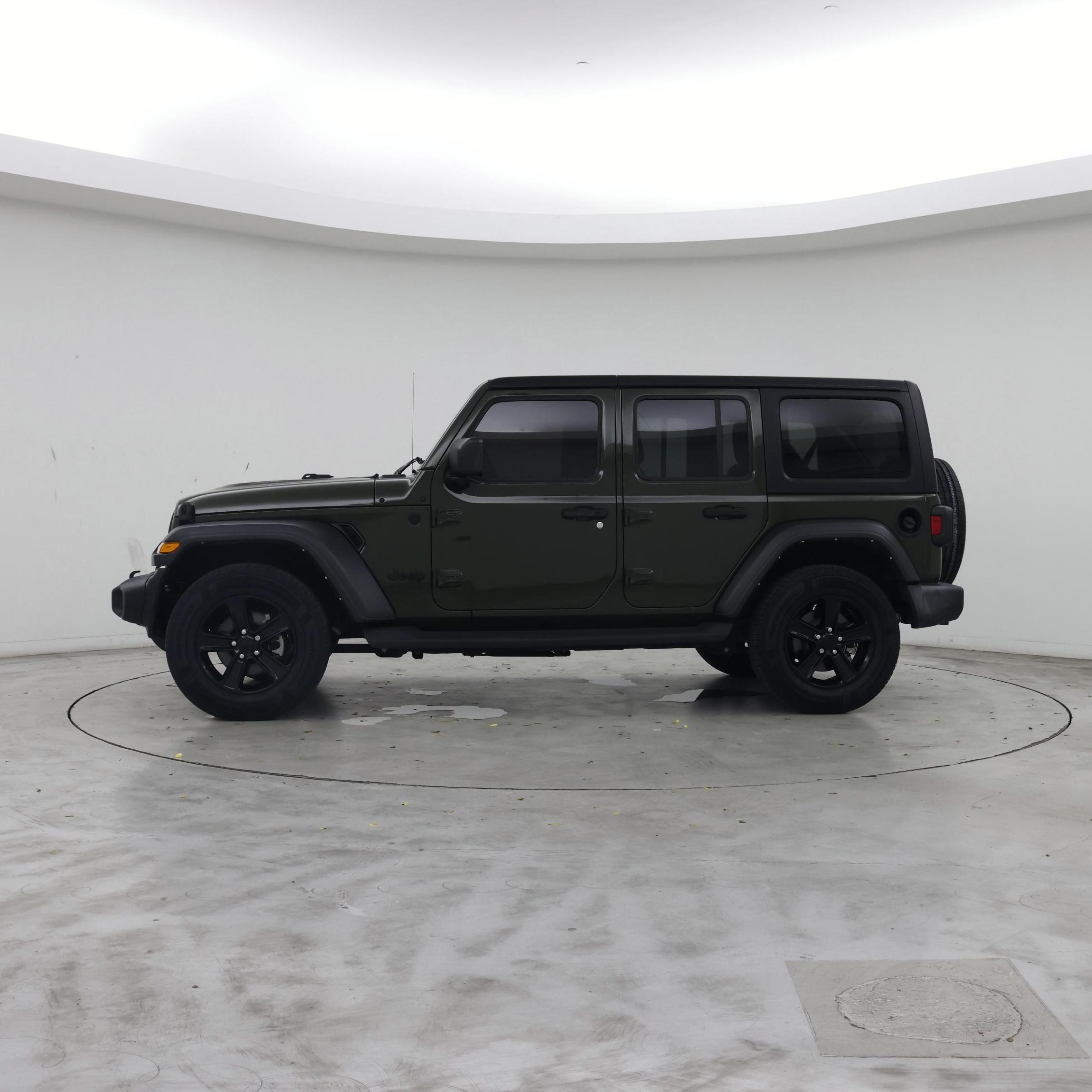 Thumbnail: 2022 Jeep Wrangler - 3