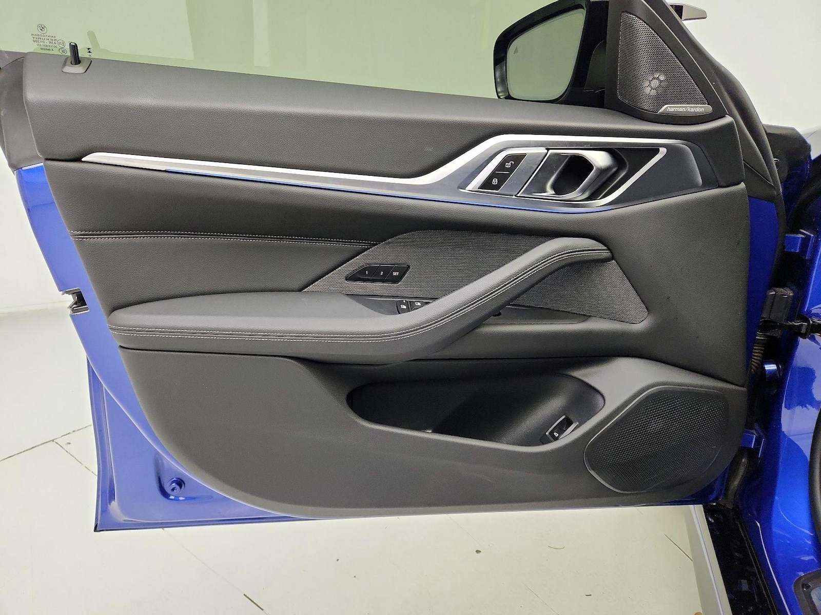 2024 BMW i4 M50 - Photo 13