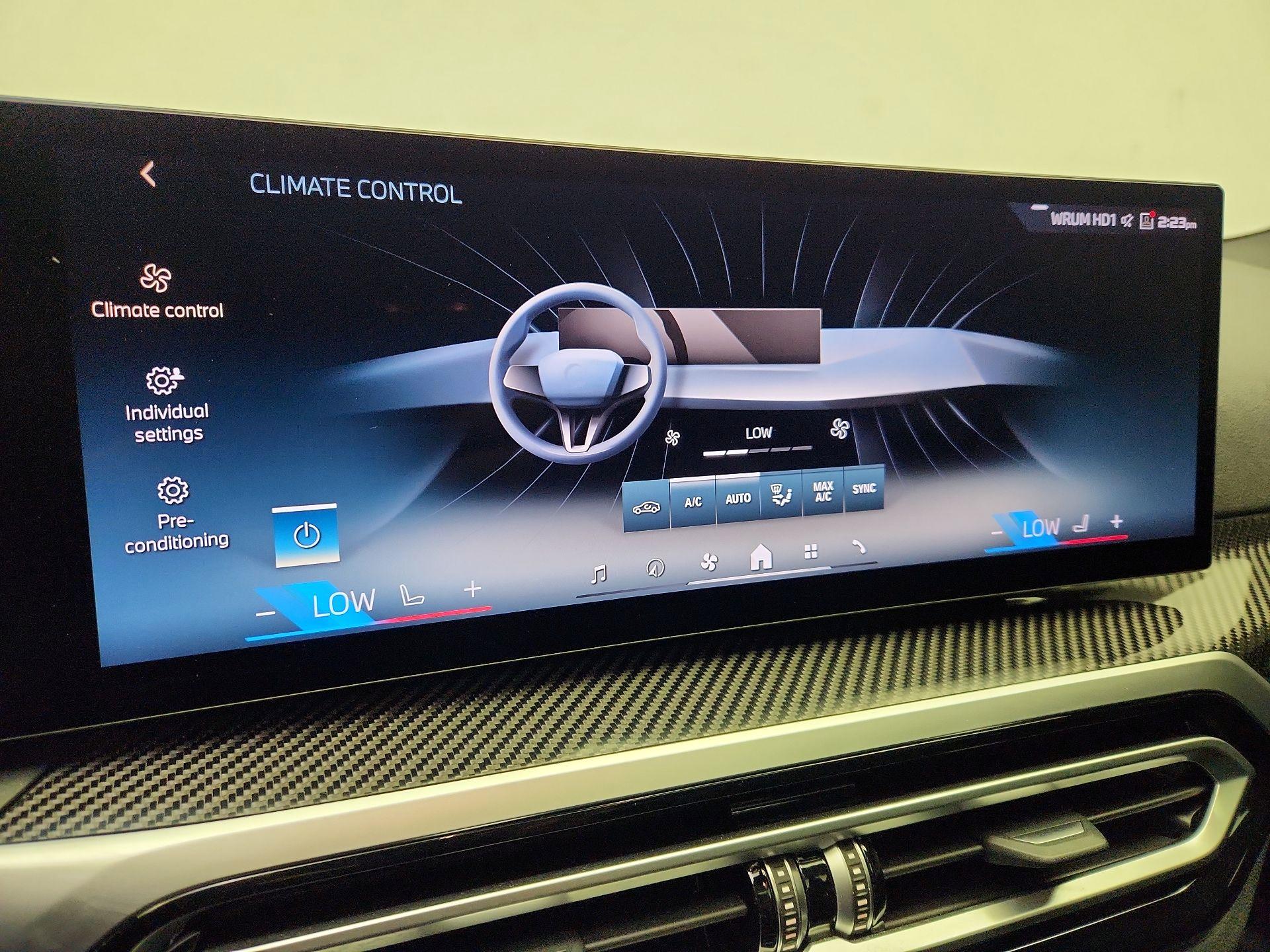 Thumbnail: 2024 BMW i4 - 17