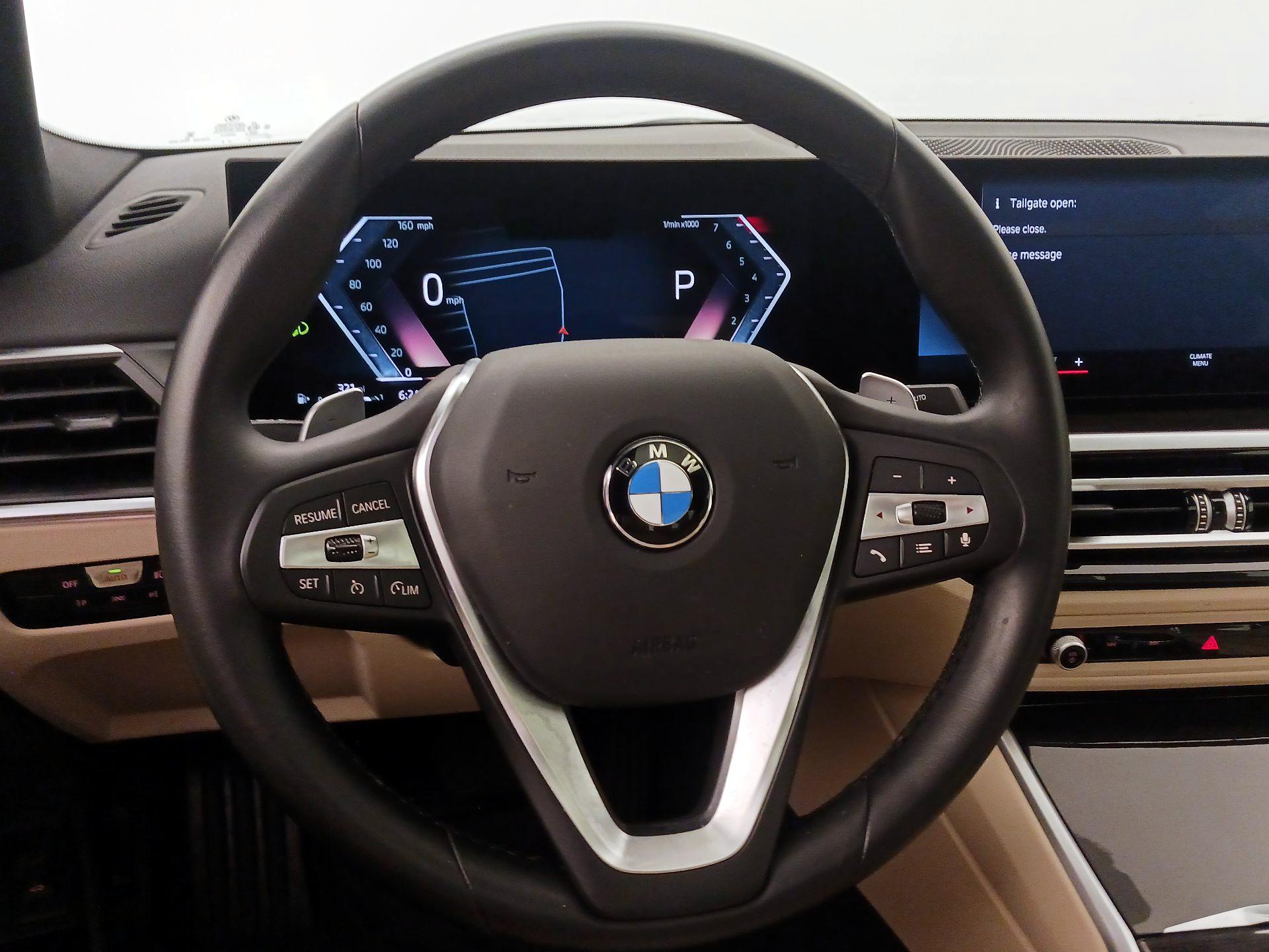 Thumbnail: 2024 BMW 3 Series - 10