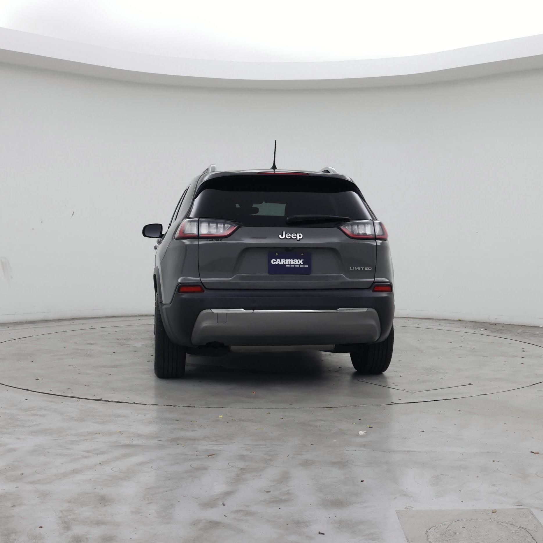 Thumbnail: 2019 Jeep Cherokee - 6