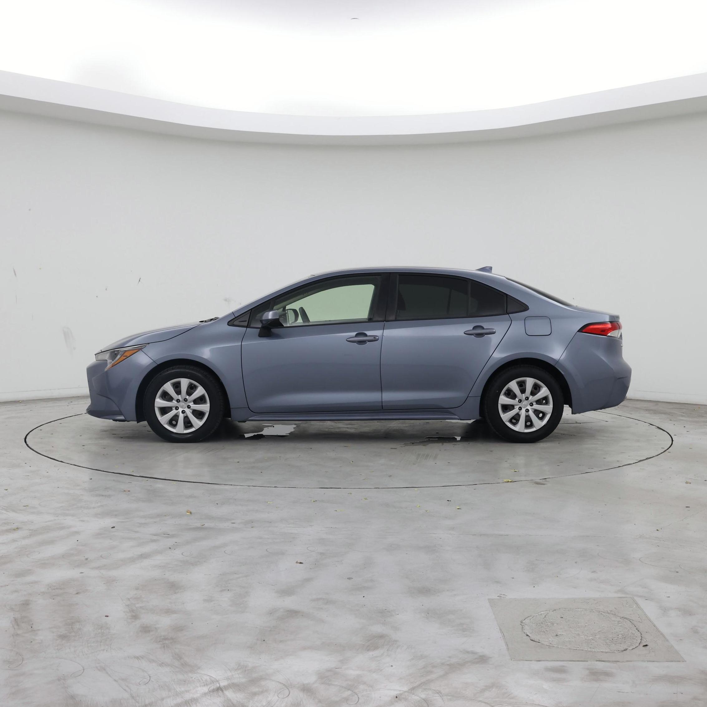 Thumbnail: 2021 Toyota Corolla - 3