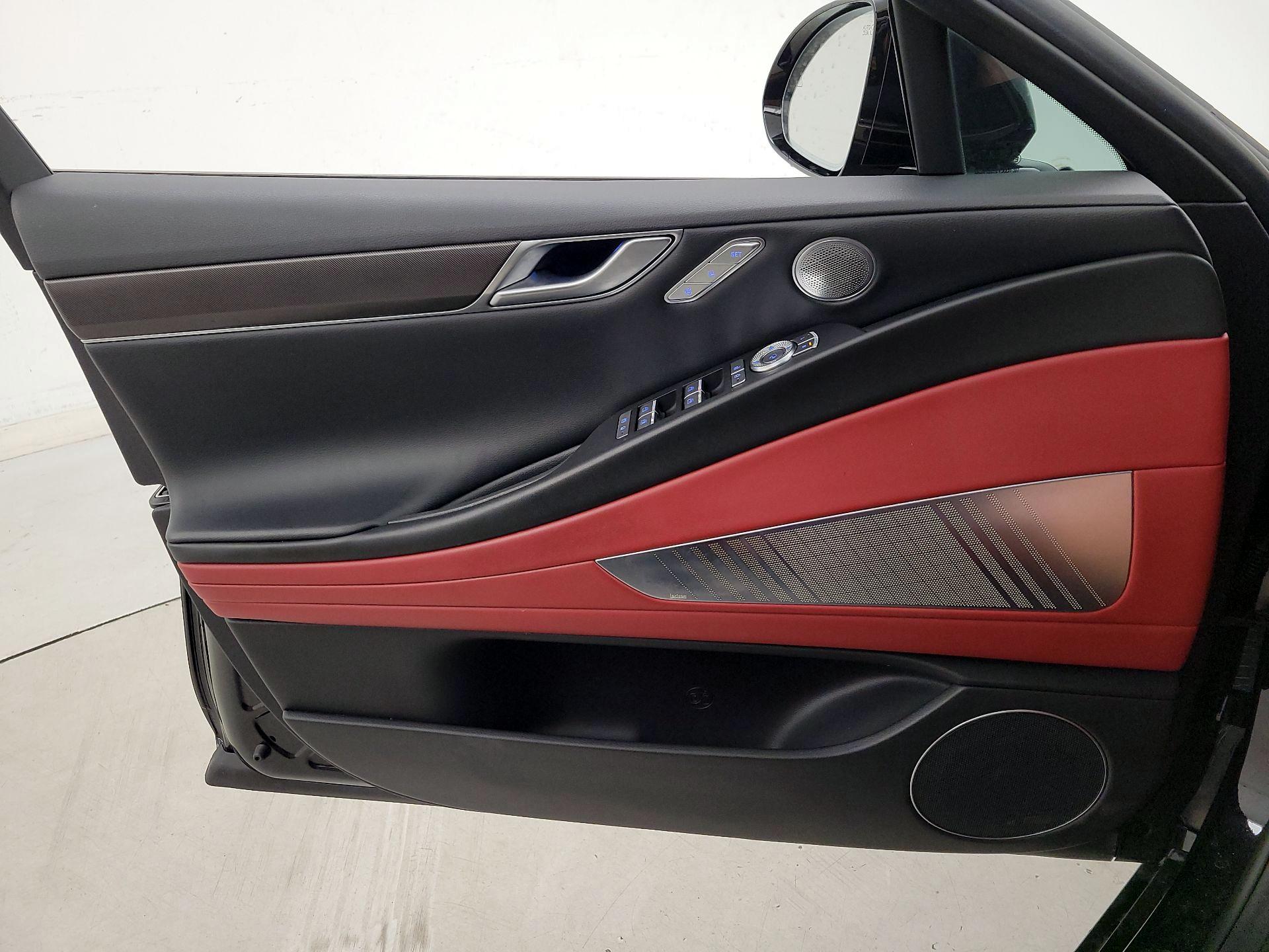 Thumbnail: 2023 Genesis G80 - 12