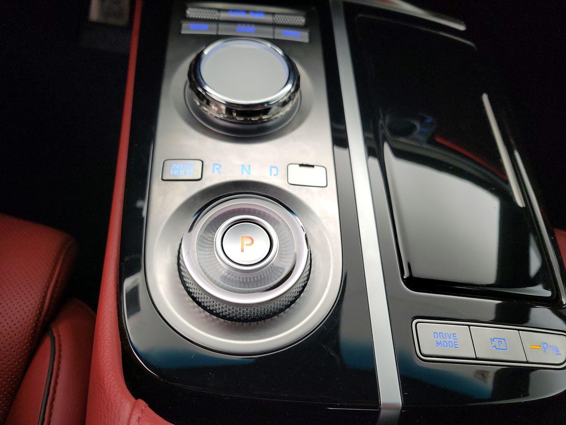 Thumbnail: 2023 Genesis G80 - 18