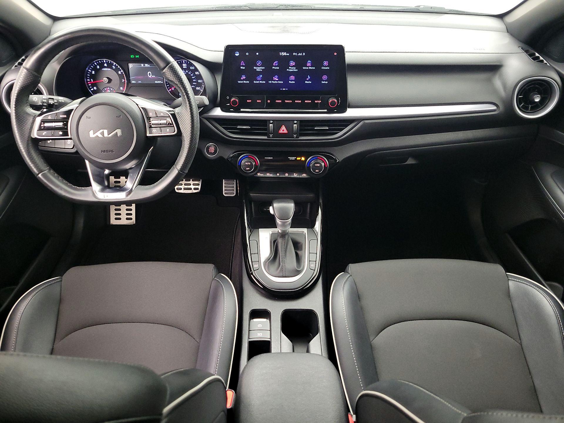 Thumbnail: 2024 Kia Forte - 9