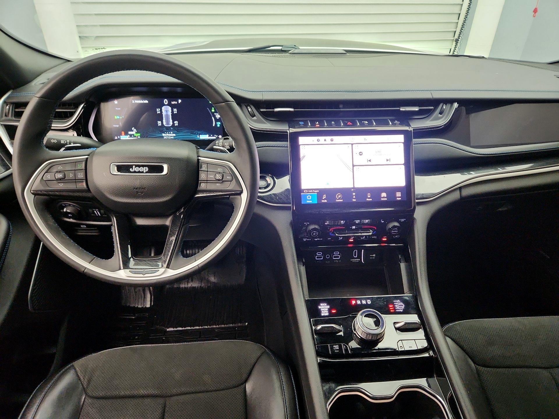Thumbnail: 2022 Jeep Grand Cherokee - 9