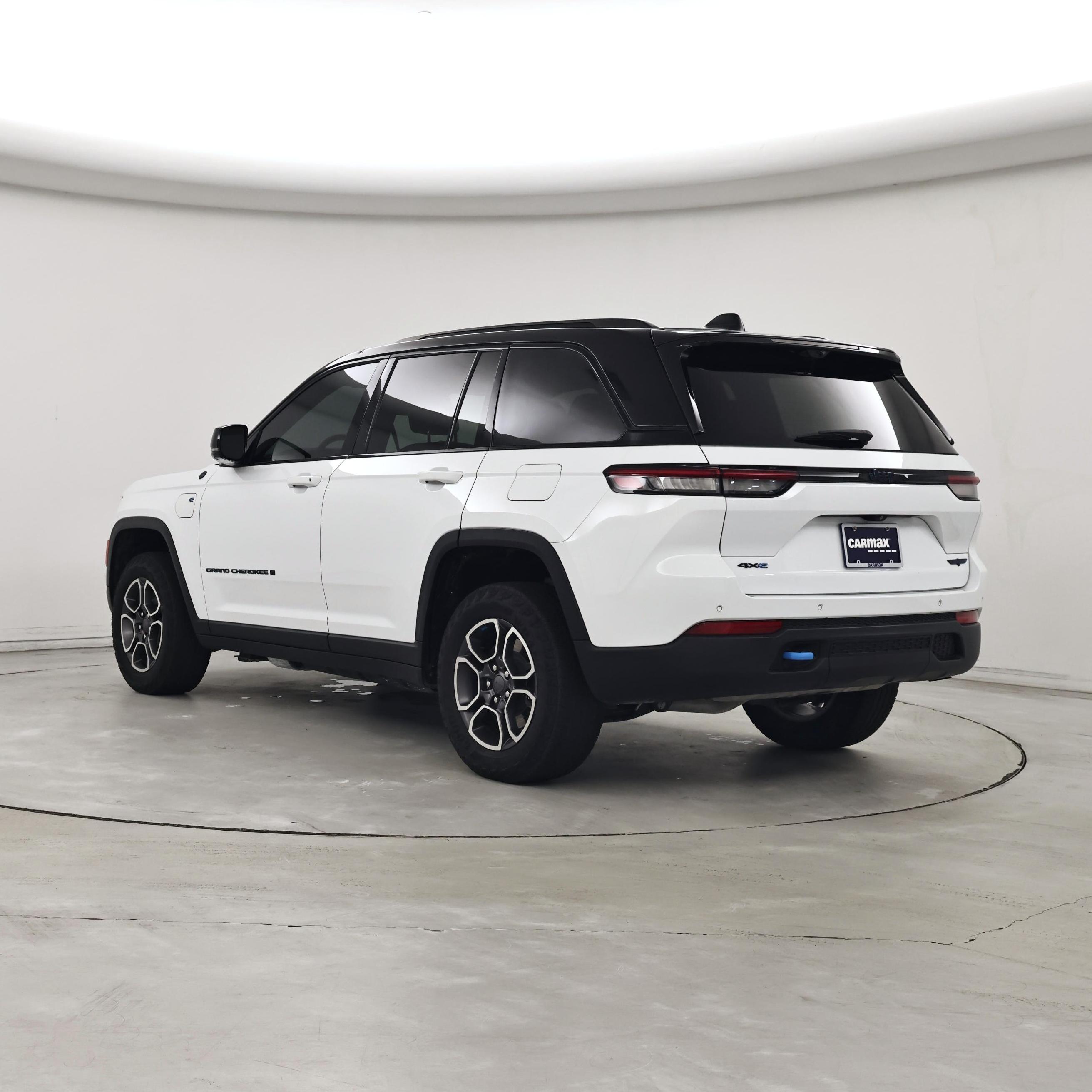 Thumbnail: 2022 Jeep Grand Cherokee - 2