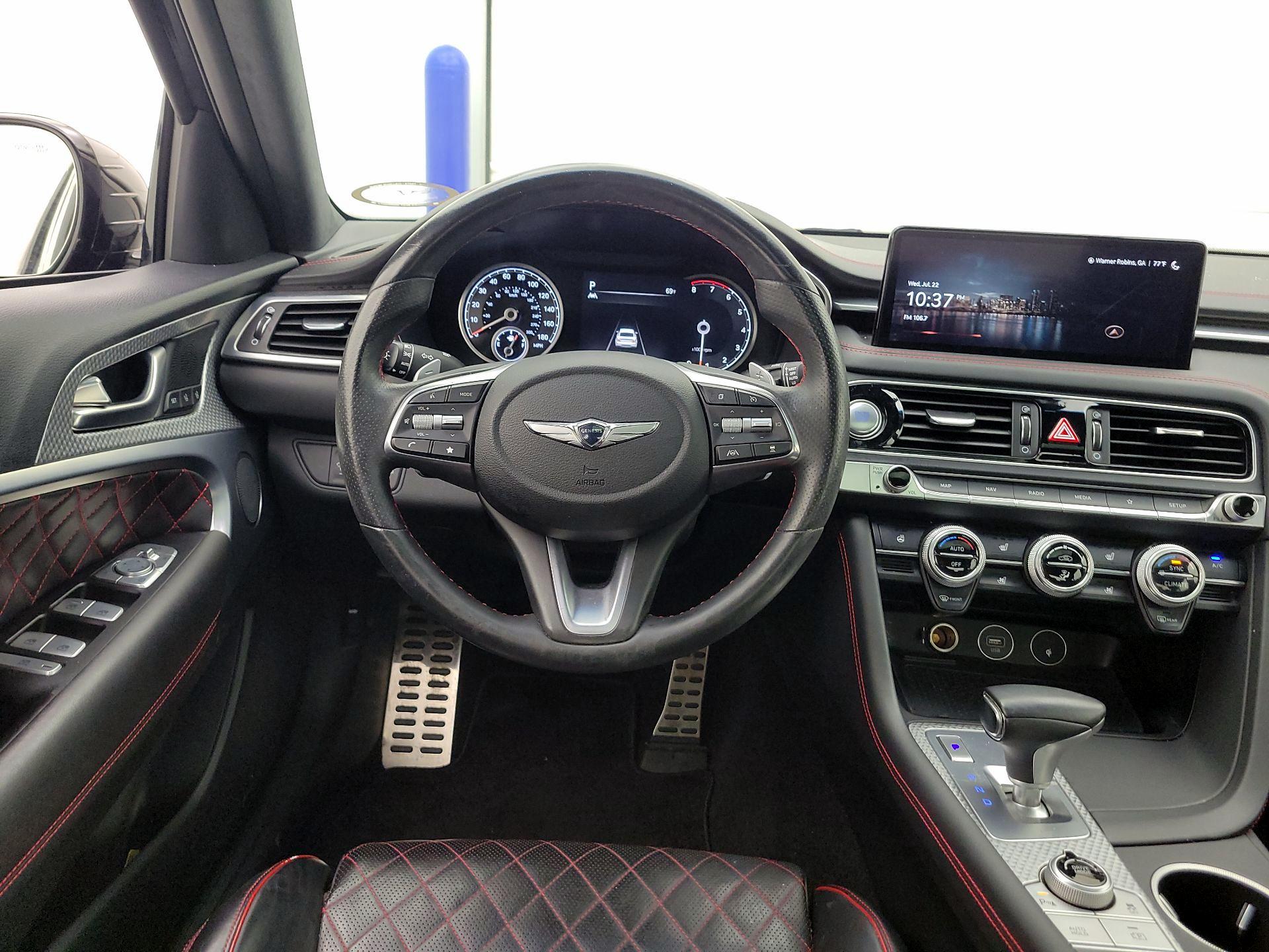 Thumbnail: 2023 Genesis G70 - 10