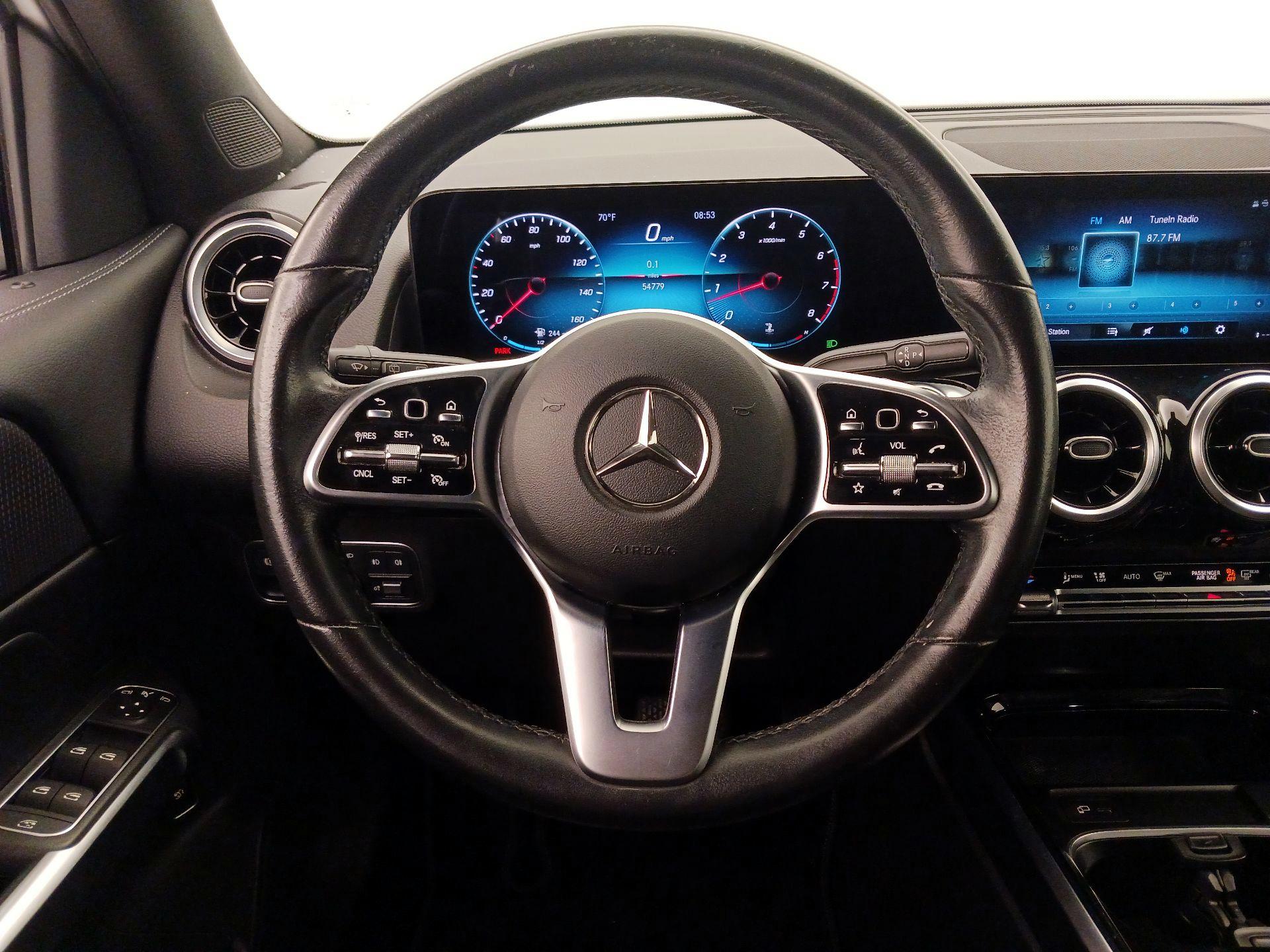 Thumbnail: 2022 Mercedes-Benz GLB - 10