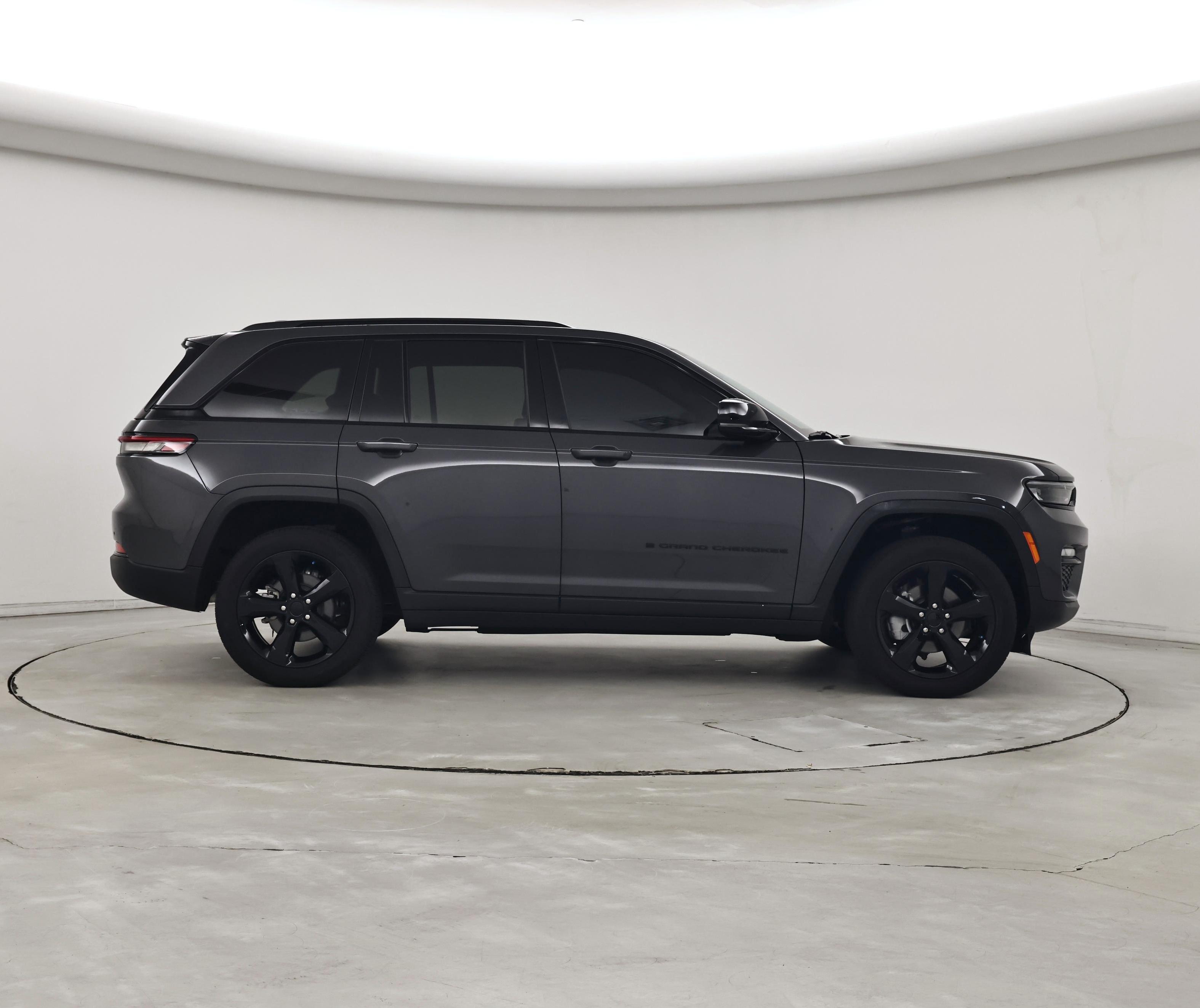 Thumbnail: 2024 Jeep Grand Cherokee - 7