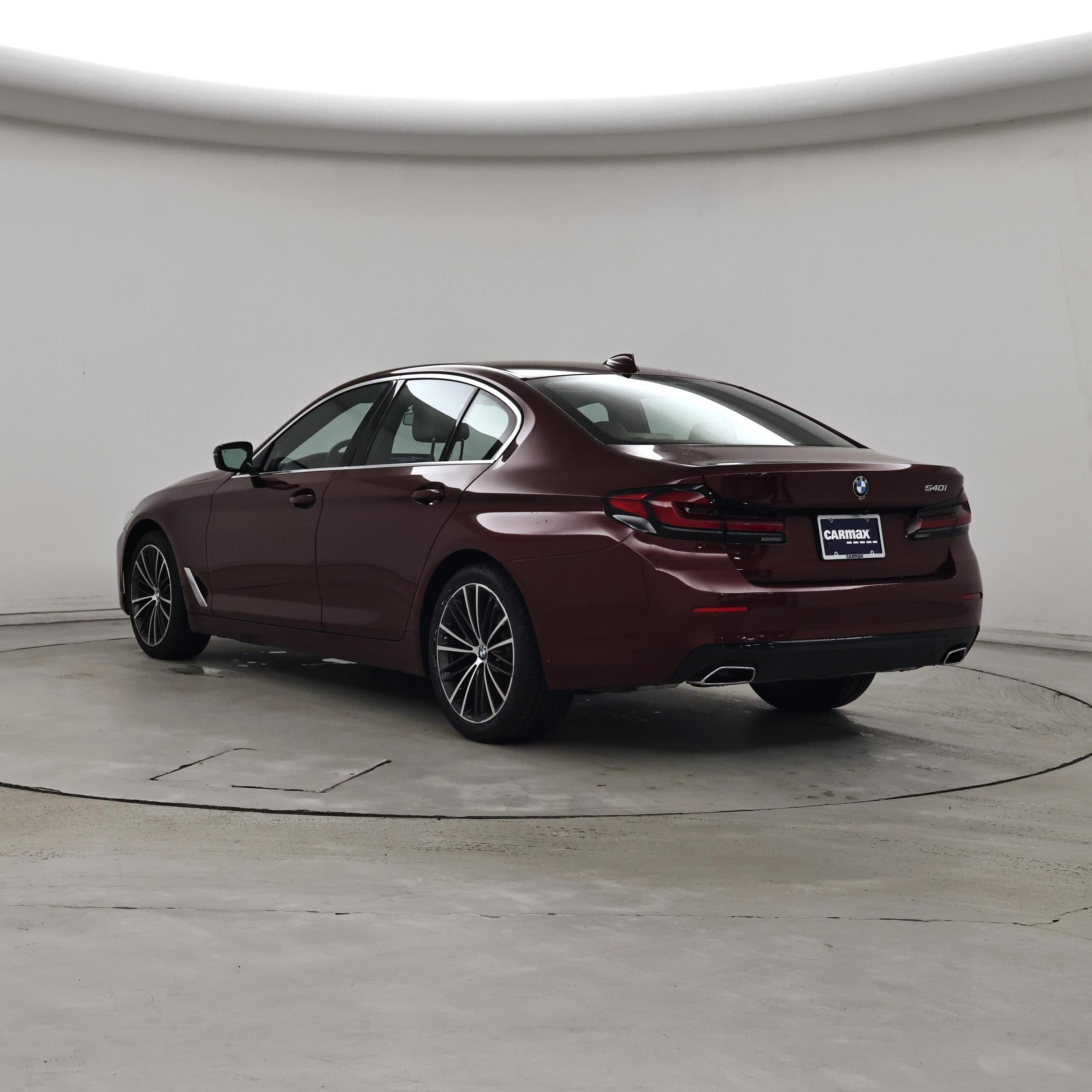 Thumbnail: 2023 BMW 5 Series - 2