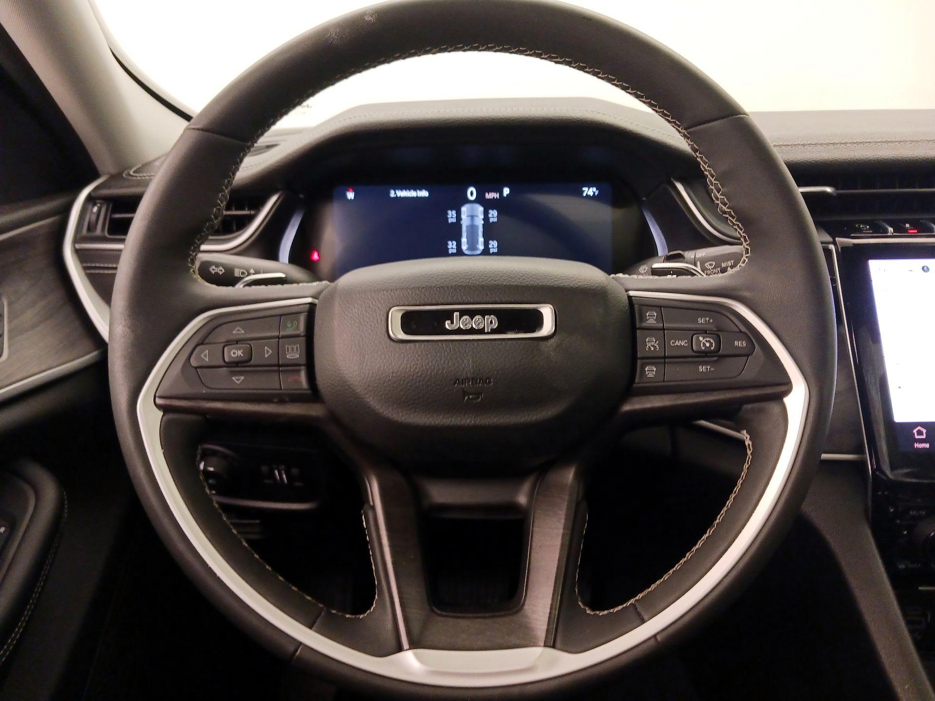 Thumbnail: 2023 Jeep Grand Cherokee - 10