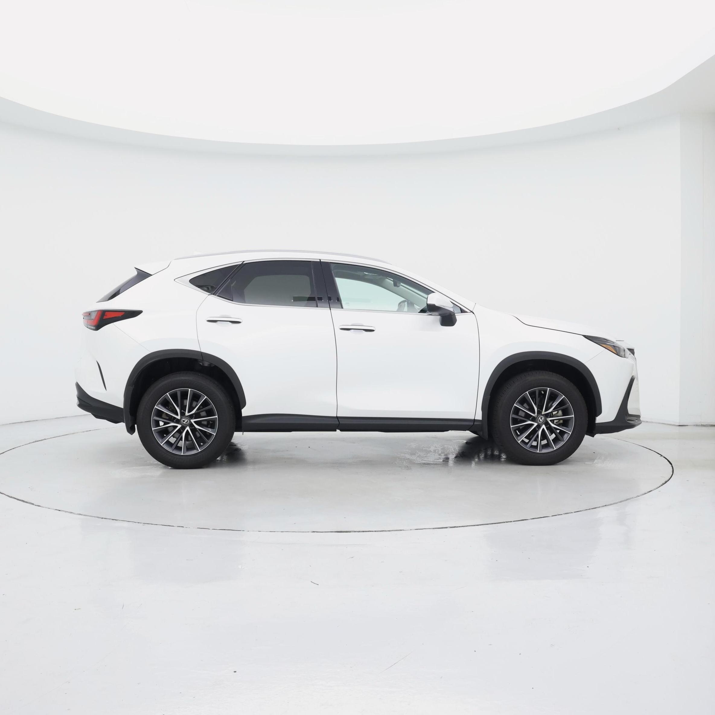Thumbnail: 2023 Lexus NX - 7