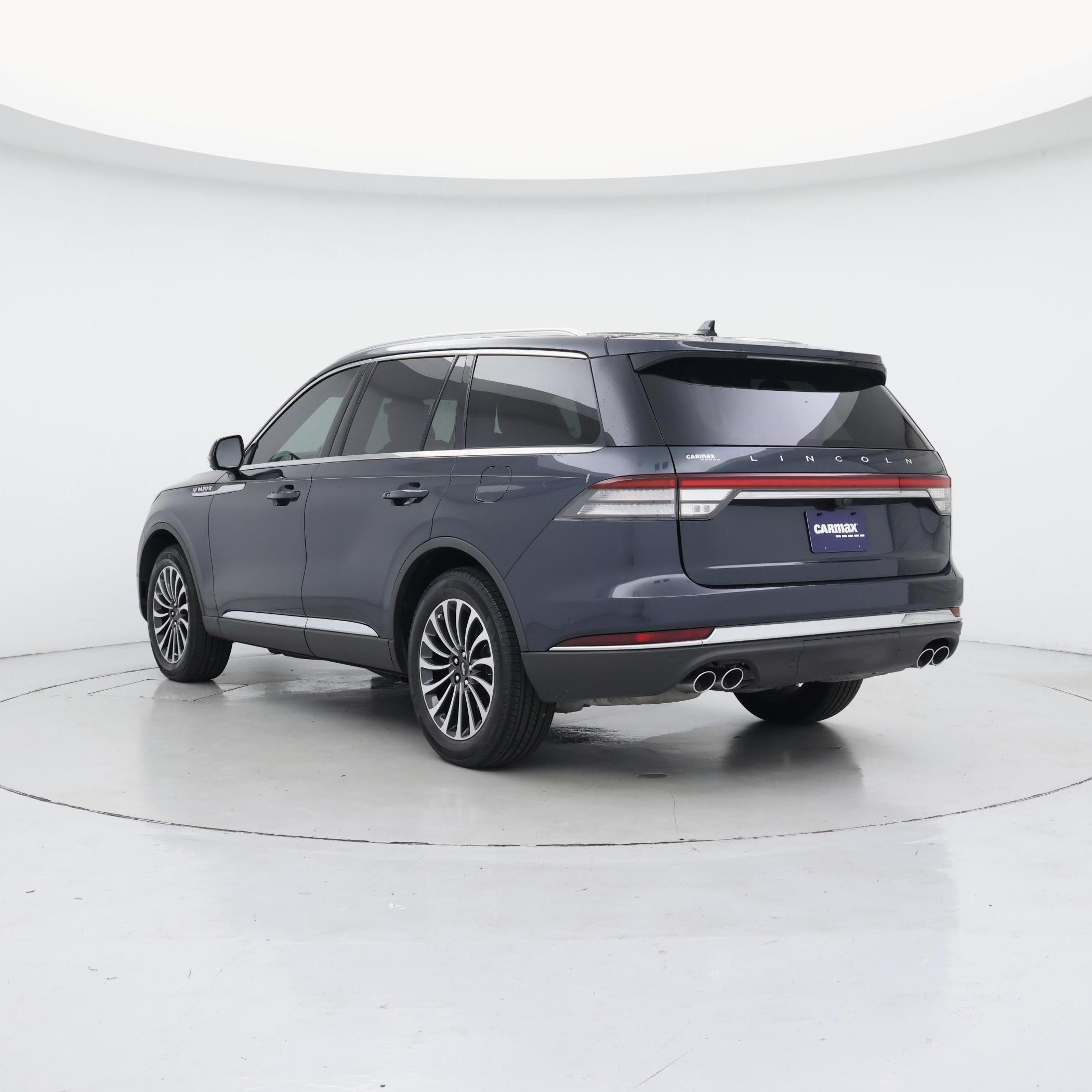 Thumbnail: 2023 Lincoln Aviator - 2