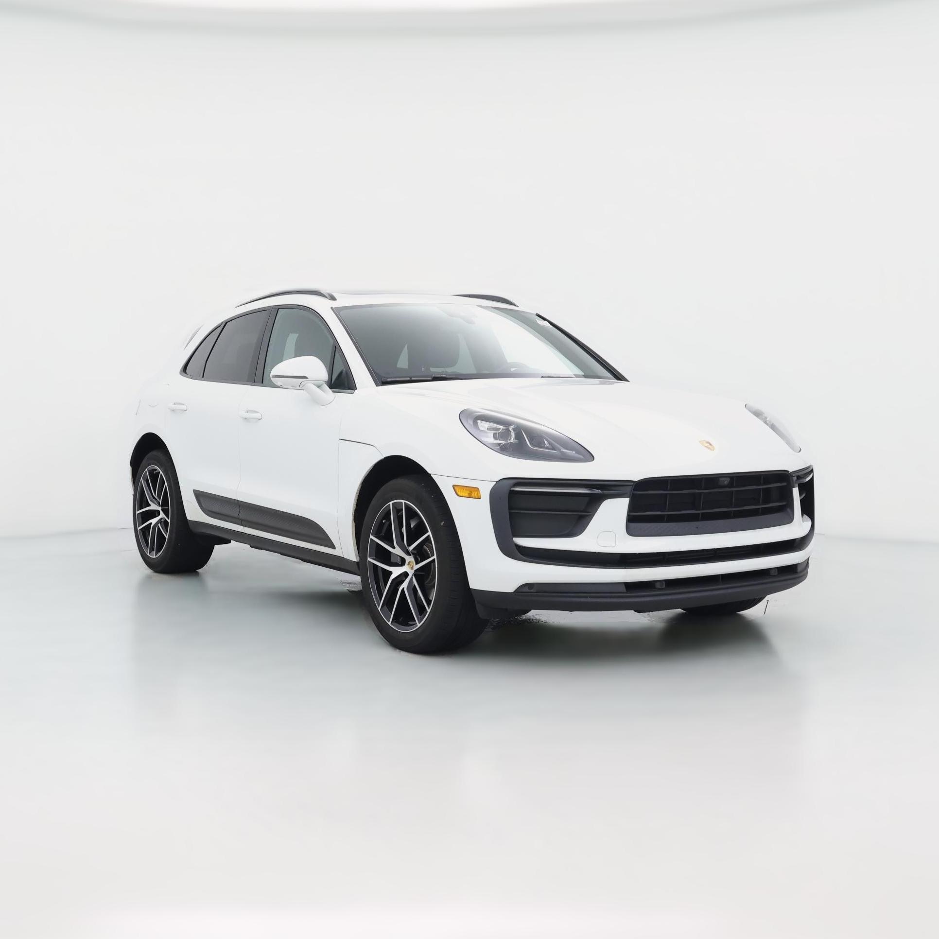 Thumbnail: 2022 Porsche Macan - 1