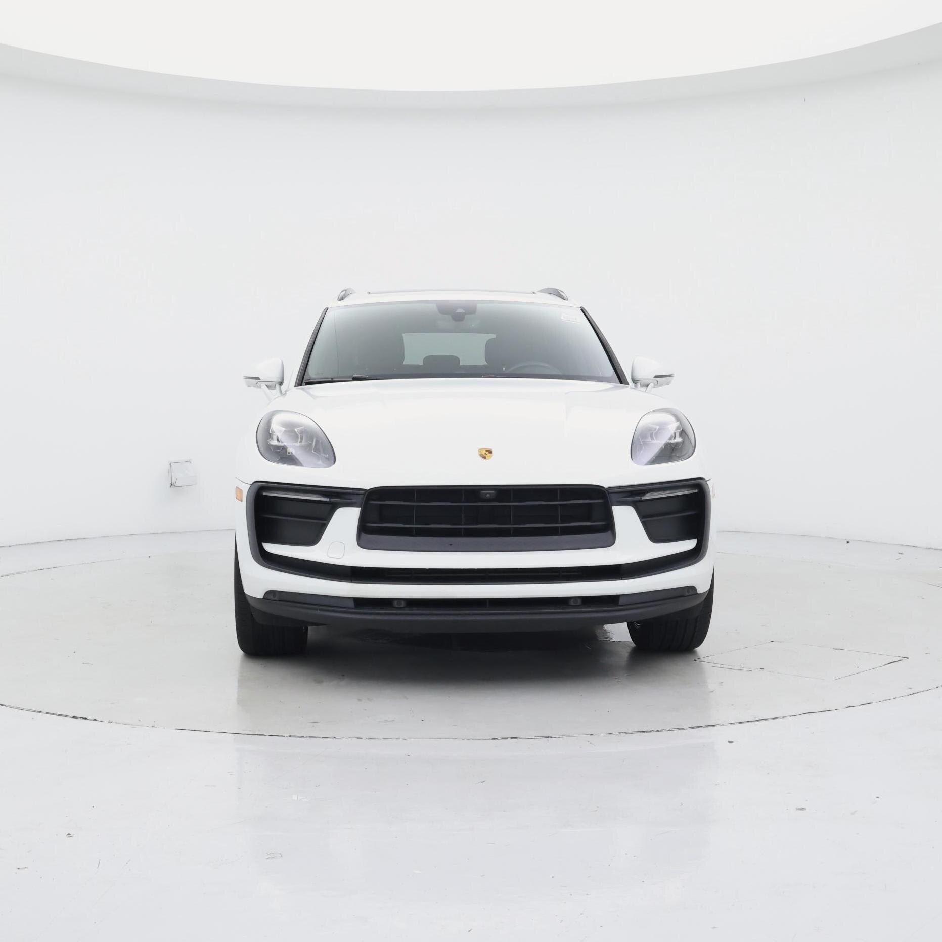 Thumbnail: 2022 Porsche Macan - 5