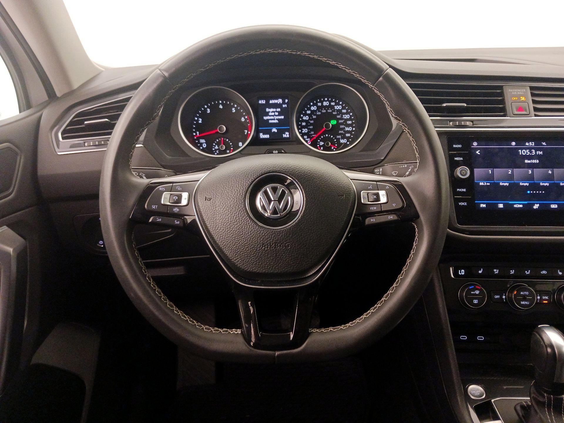 Thumbnail: 2021 Volkswagen Tiguan - 10