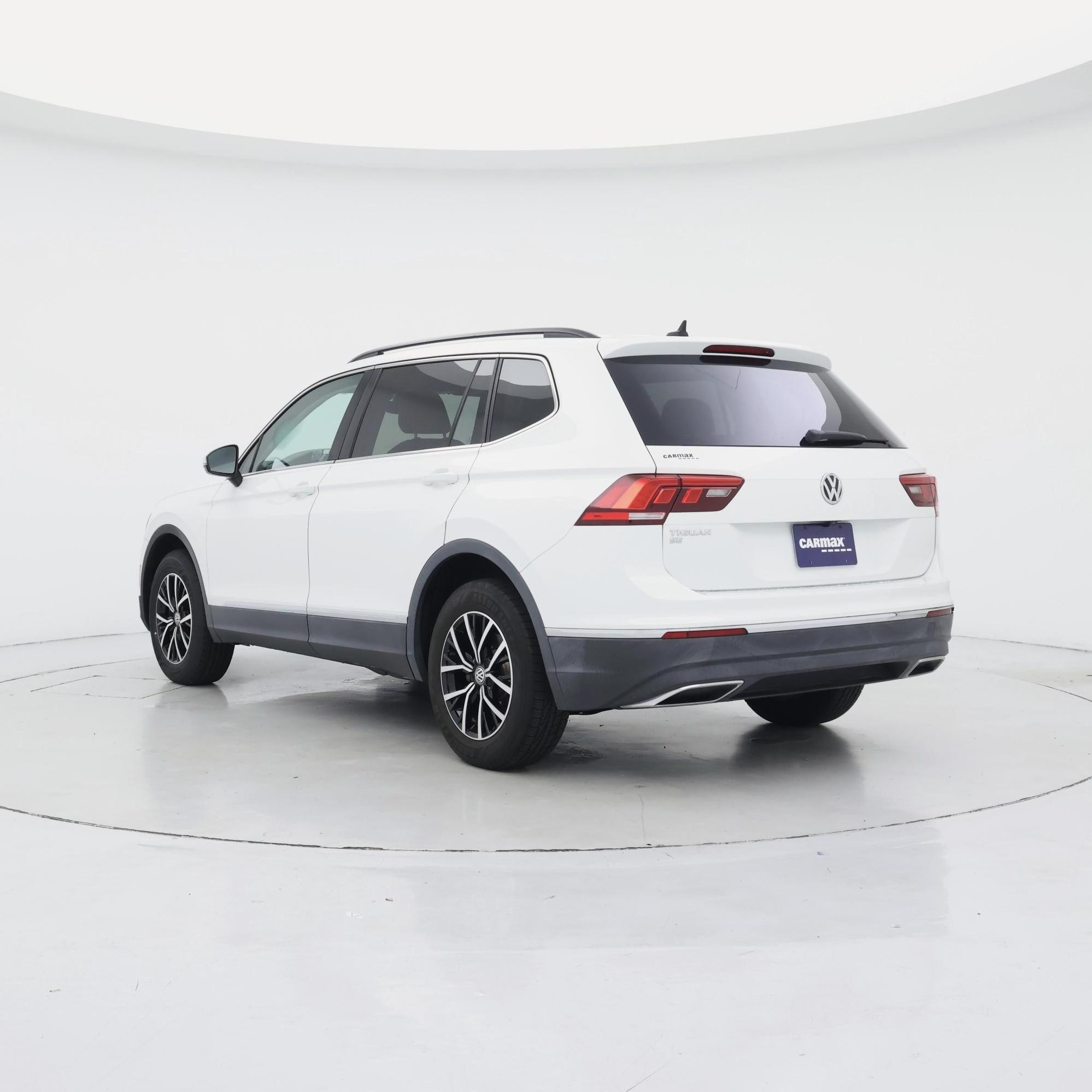 Thumbnail: 2021 Volkswagen Tiguan - 2