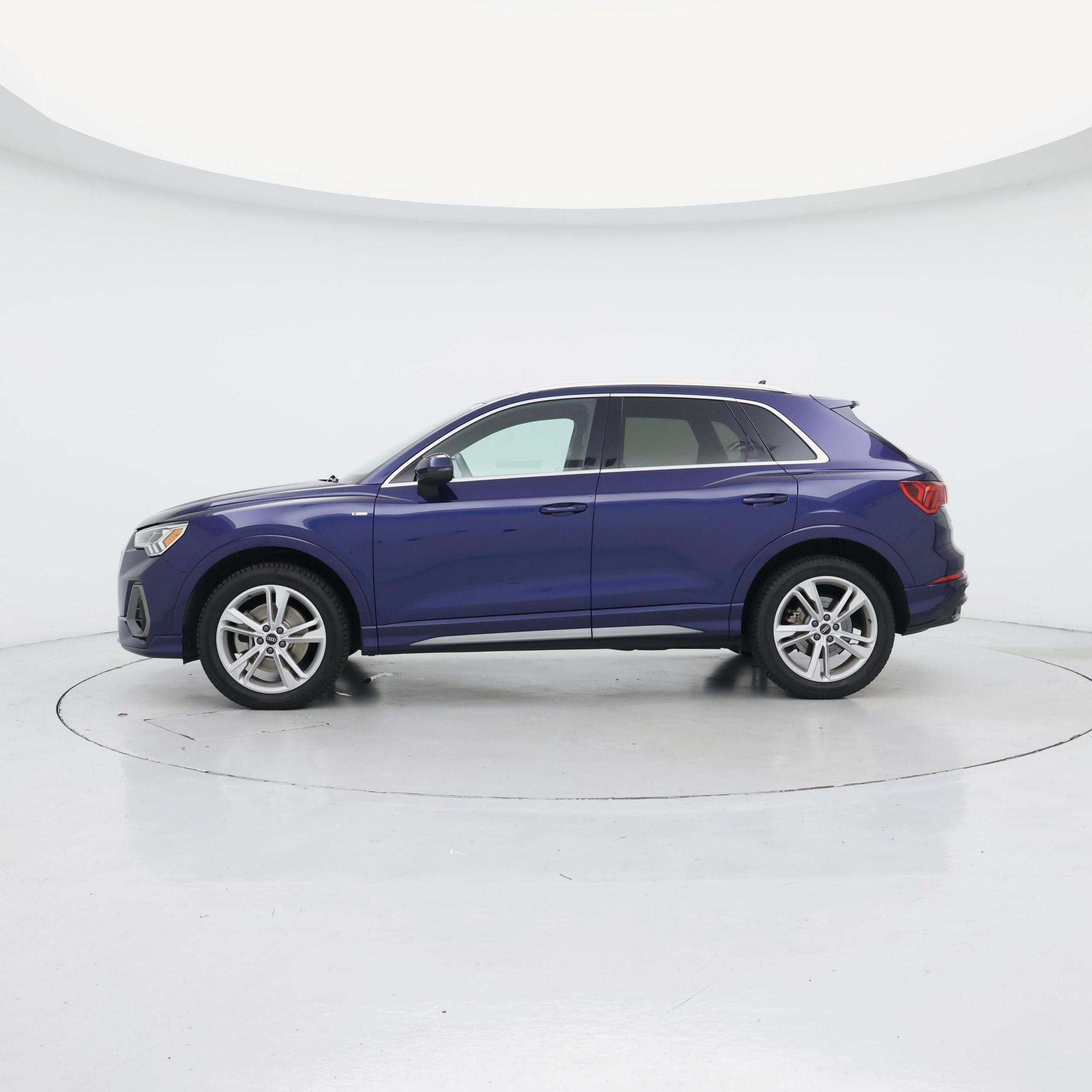 Thumbnail: 2022 Audi Q3 - 3