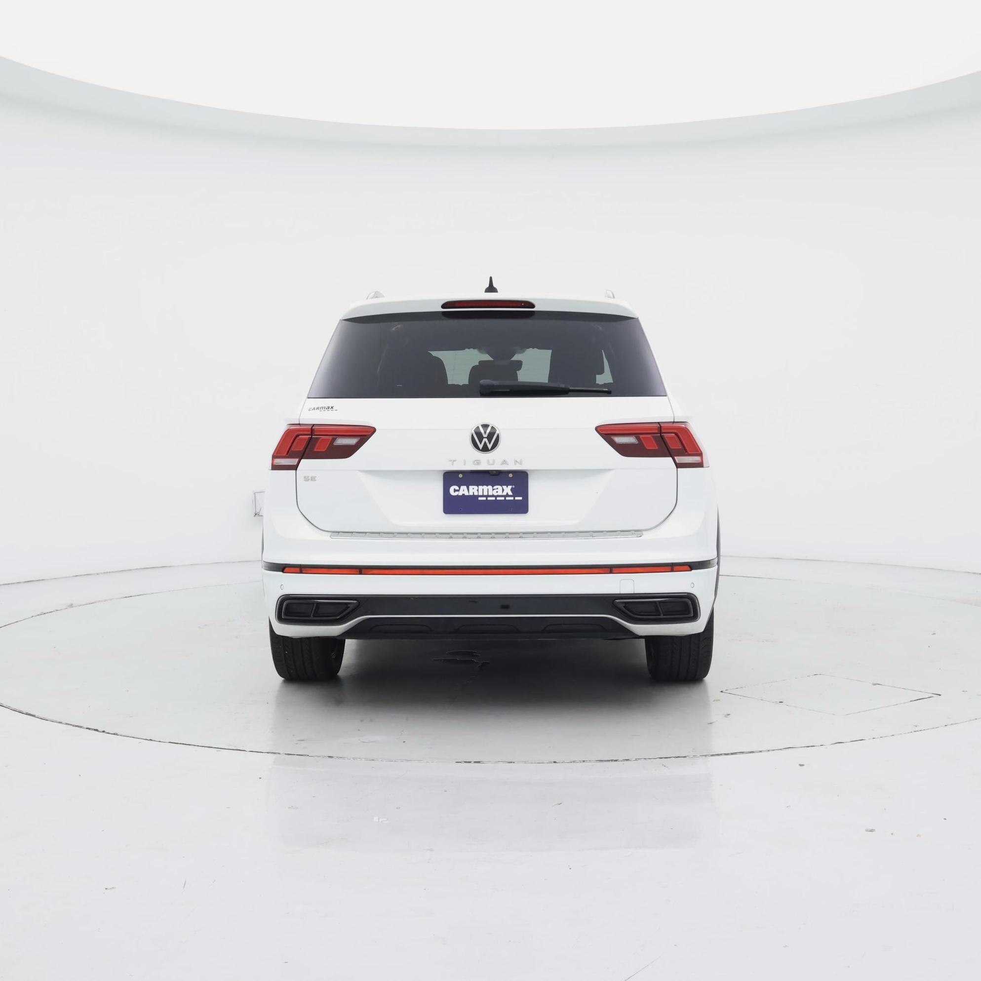 Thumbnail: 2022 Volkswagen Tiguan - 6