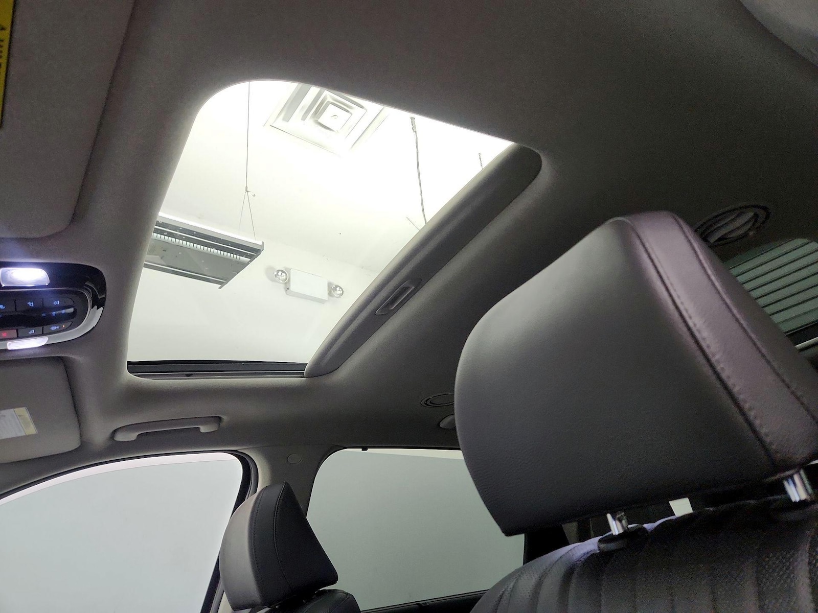 Sunroof(s) & Skylight(s)