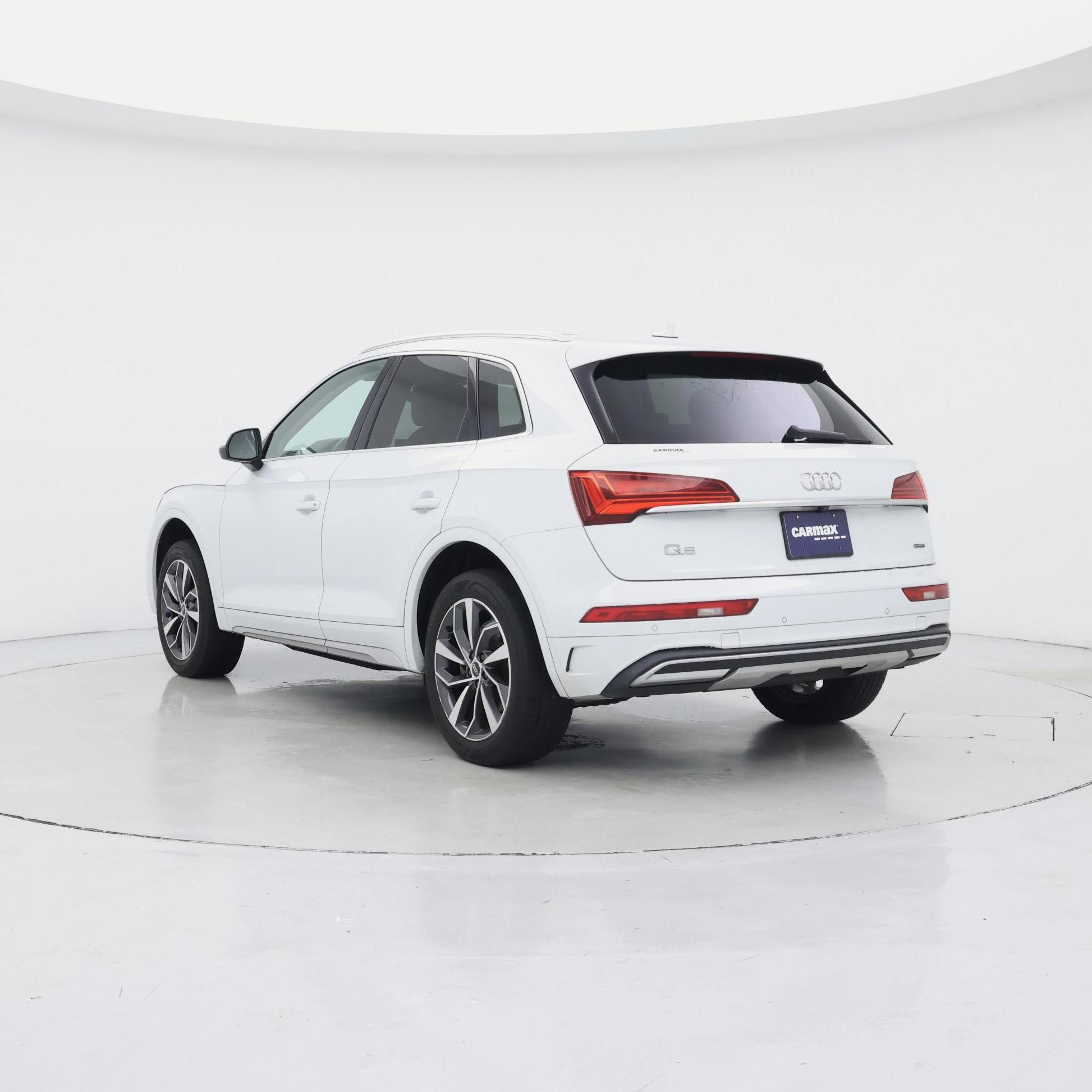 Thumbnail: 2021 Audi Q5 - 2